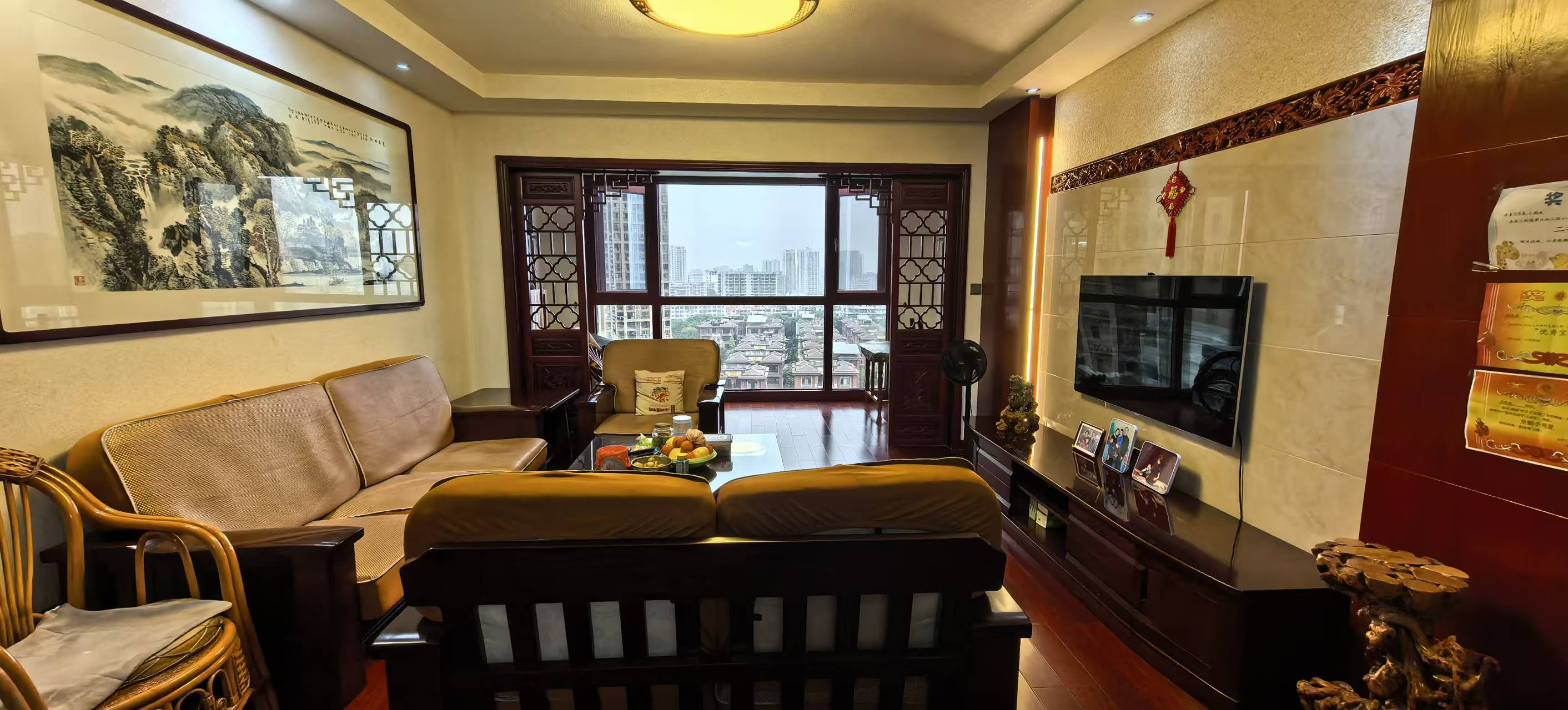 华晨御园 3室2厅2卫 83.0万 华晨御园 3室2厅2卫 83.0万室内图