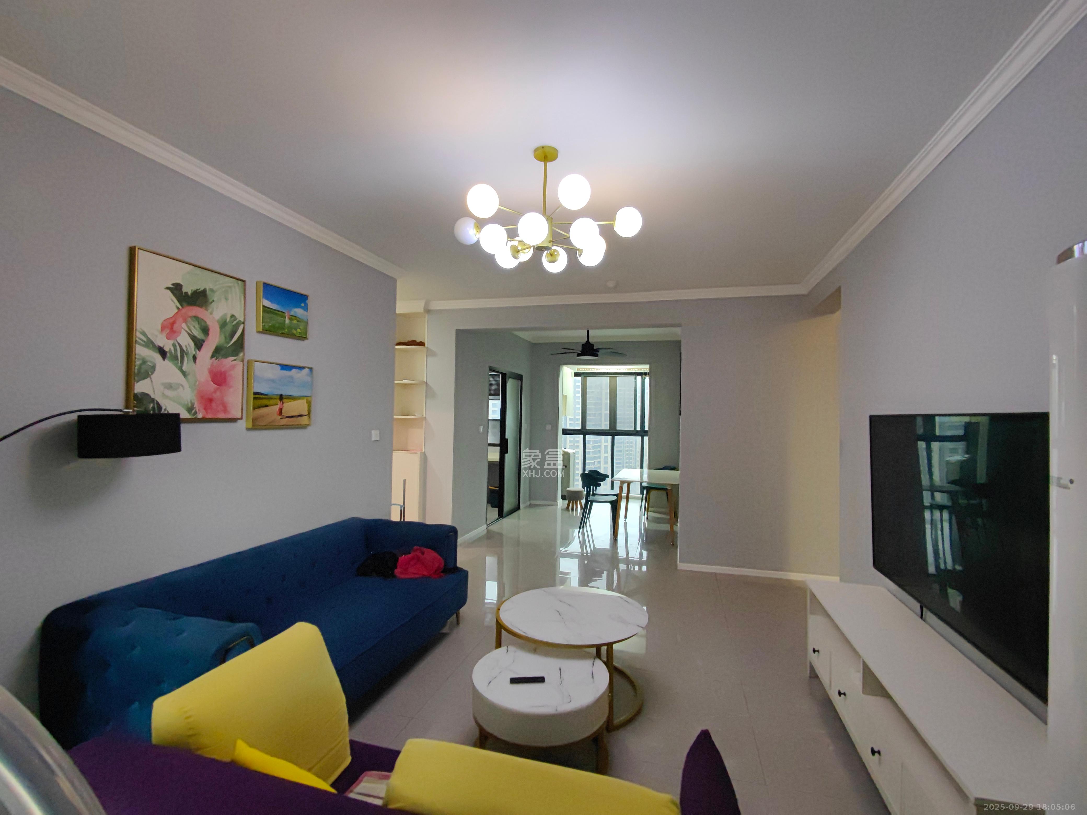 中建梅溪湖中心  4室2厅2卫    3600.0元/月室内图