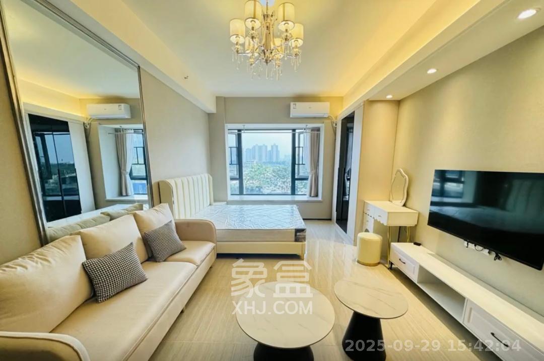 恒大国际广场  1室1厅1卫    1500.0元/月 恒大国际广场  1室1厅1卫    1500.0元/月