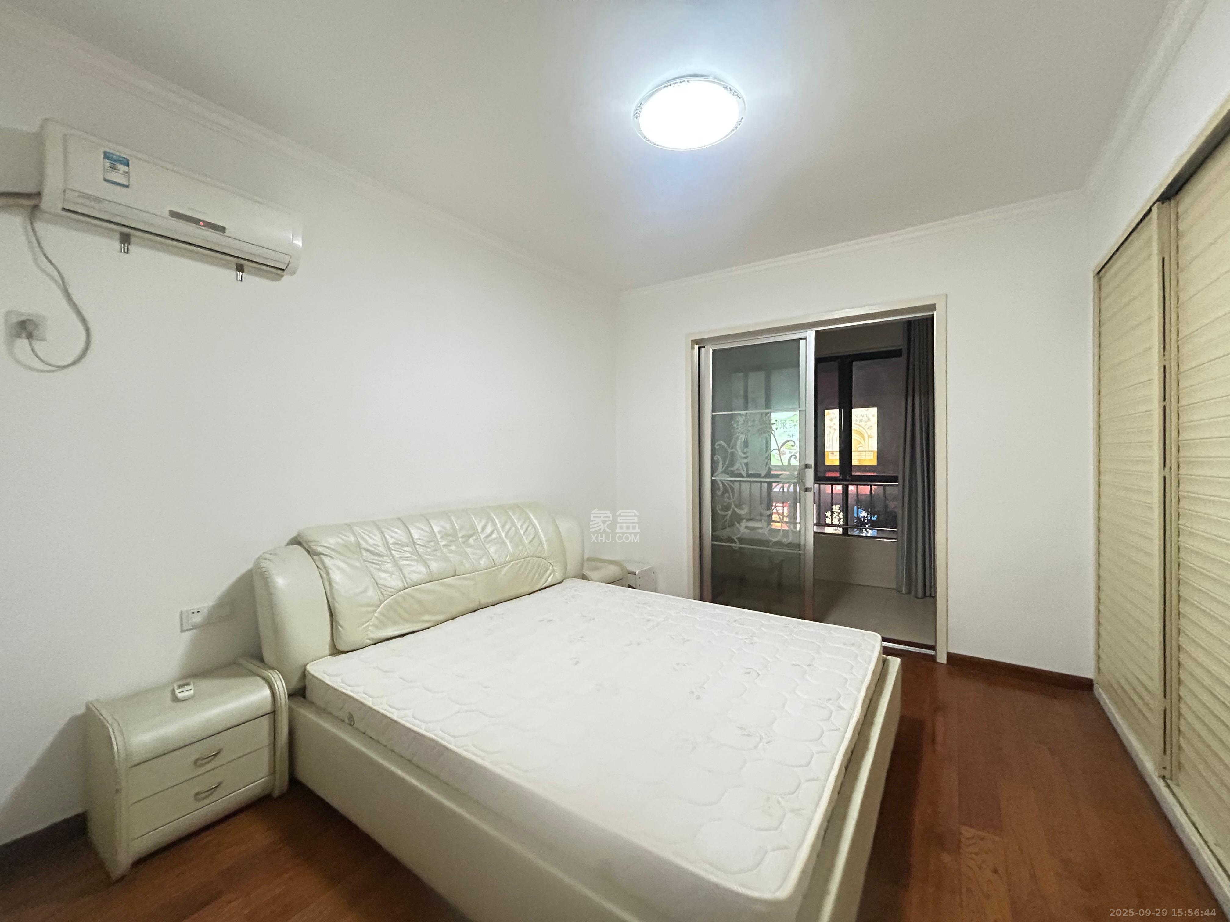 湖南省地震局单位宿舍 1室0厅0卫 3000.0元/月 湖南省地震局单位宿舍 1室0厅0卫 3000.0元/月室内图