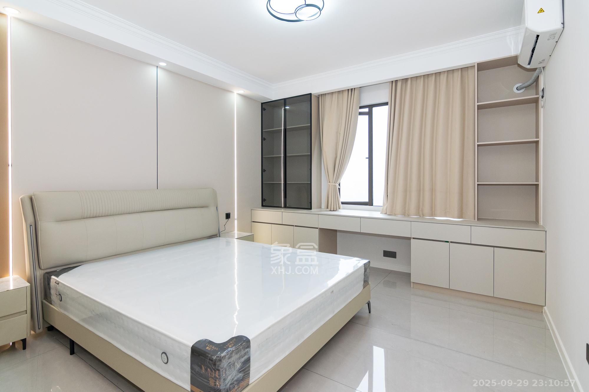 长高圆梦佳苑  4室2厅1卫    105.0万卧室