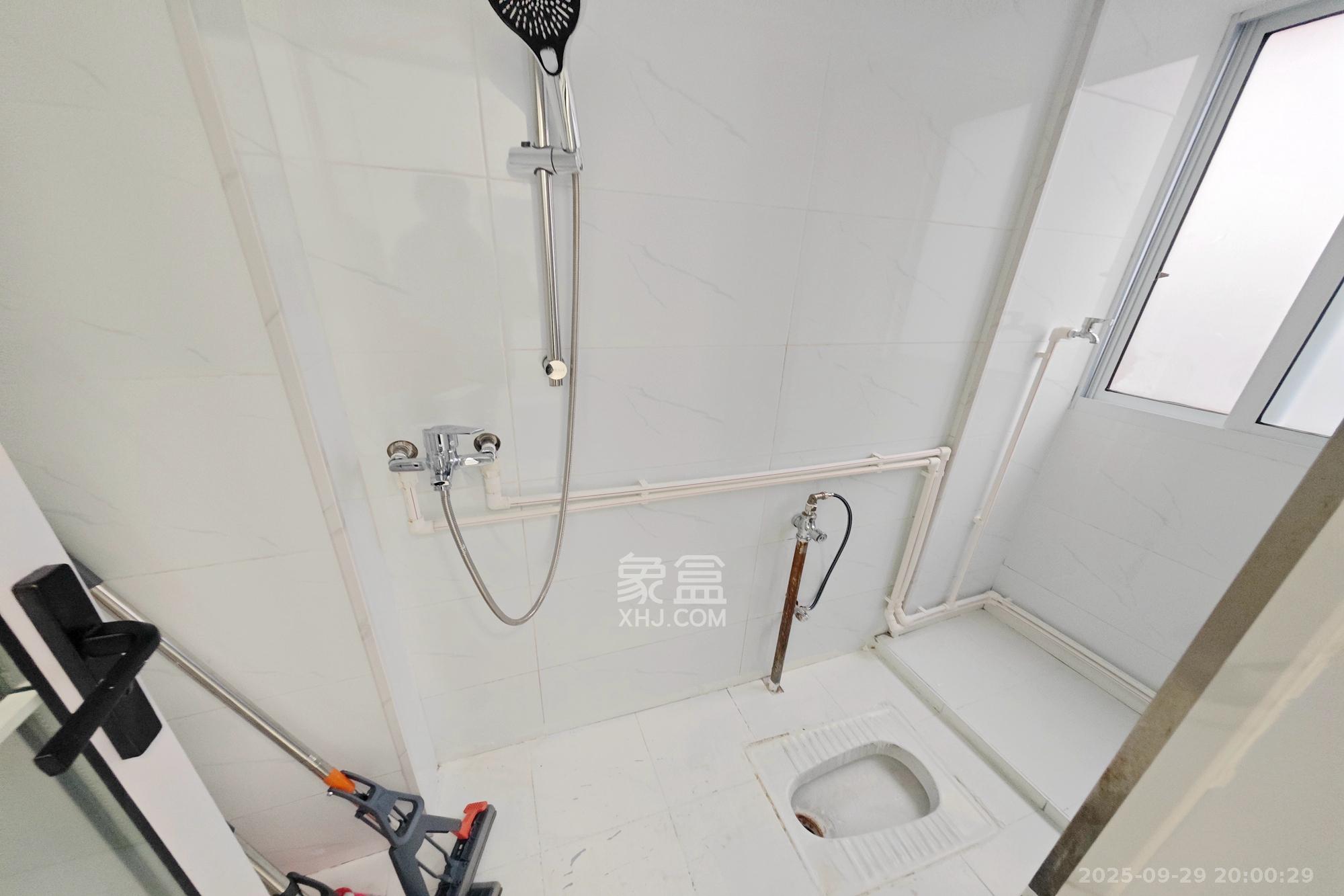 桂花二村 2室2厅1卫 65.0万 桂花二村 2室2厅1卫 65.0万其他