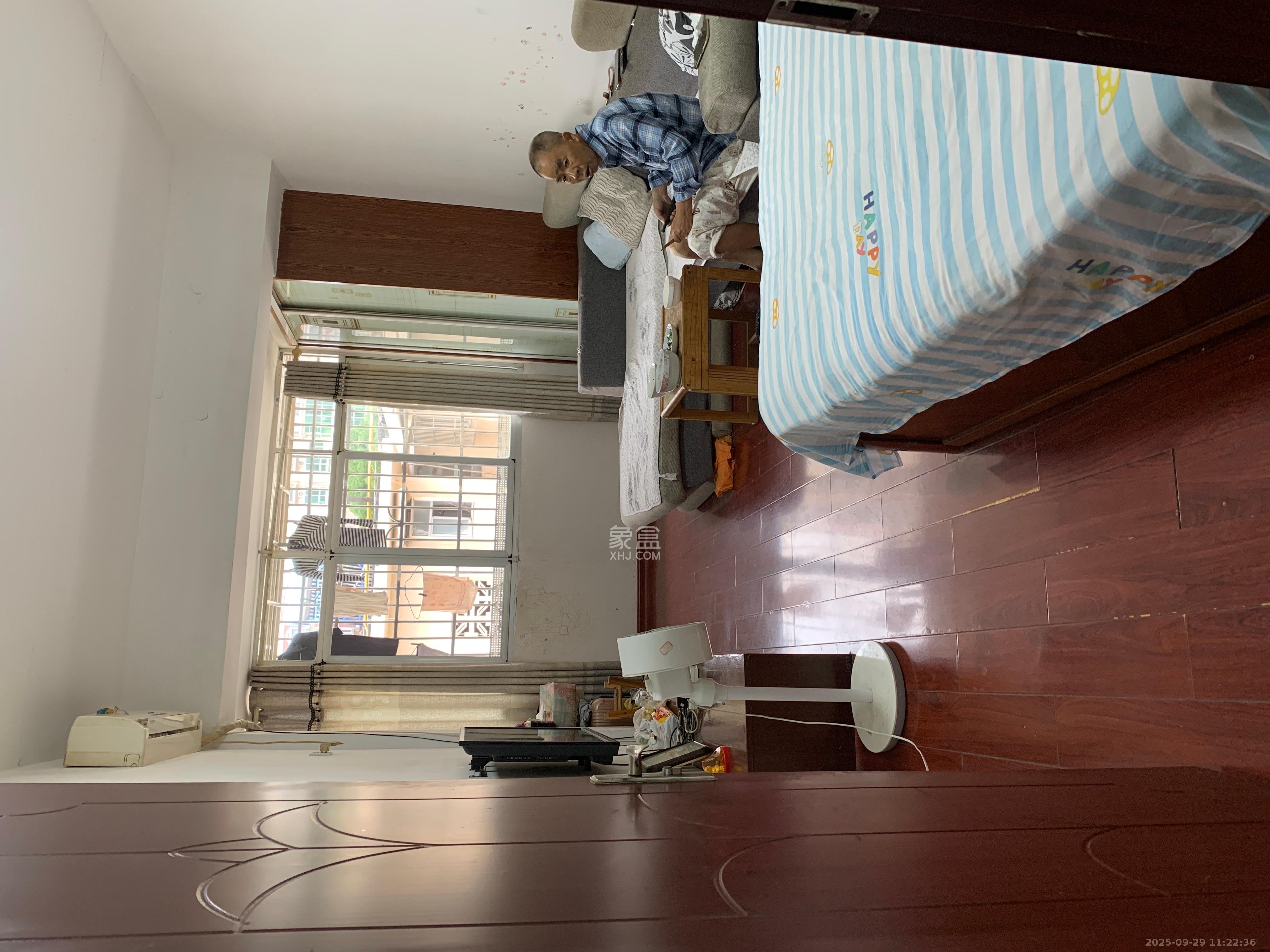 红花坡社区  2室1厅1卫    1100.0元/月室内图