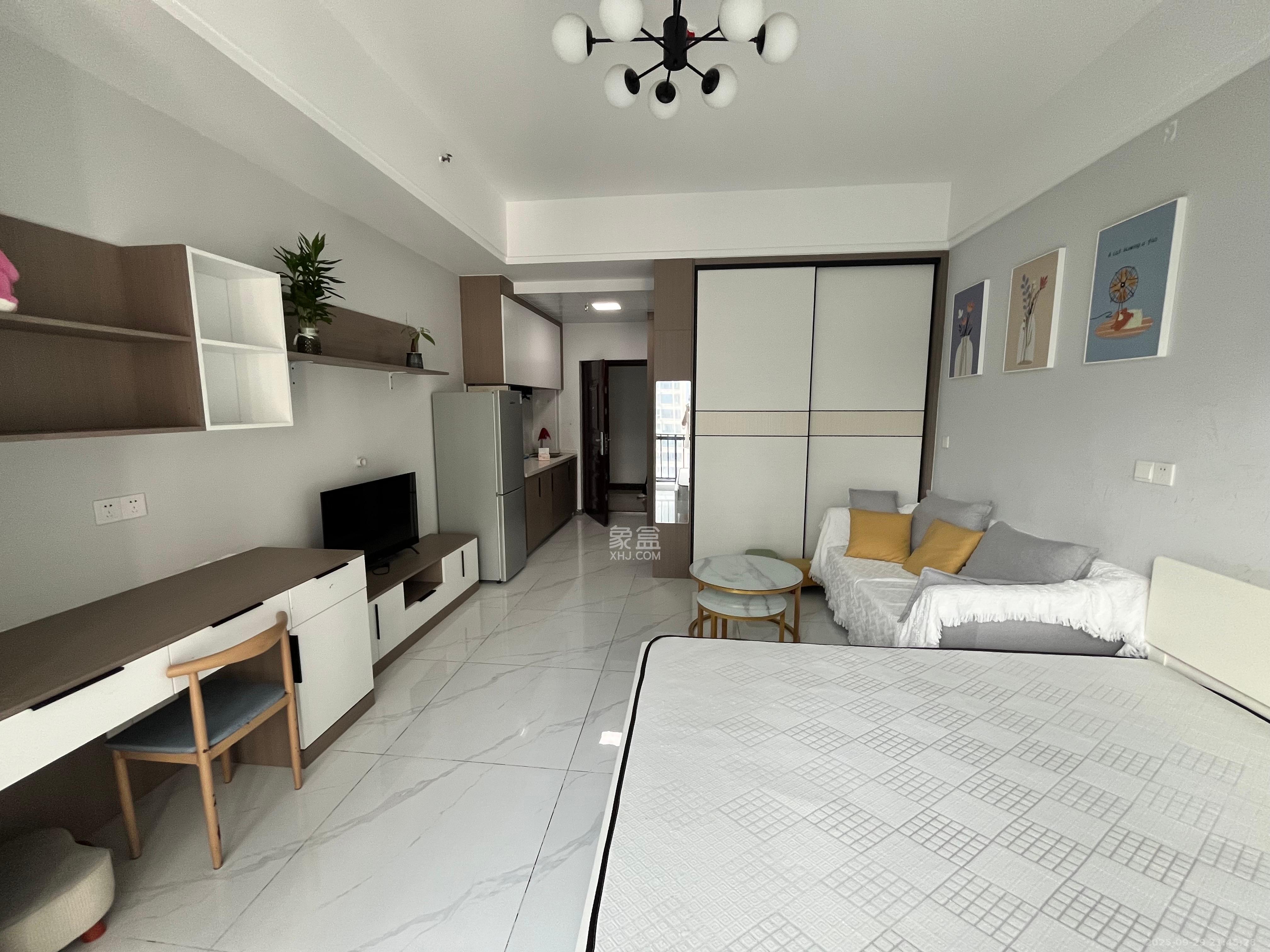 中建悦和城 1室1厅1卫 1400.0元/月 中建悦和城 1室1厅1卫 1400.0元/月室内图