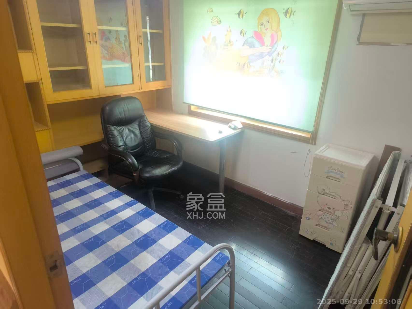 小瀛洲13号小区 4室2厅2卫 2500.0元/月 小瀛洲13号小区 4室2厅2卫 2500.0元/月室内图