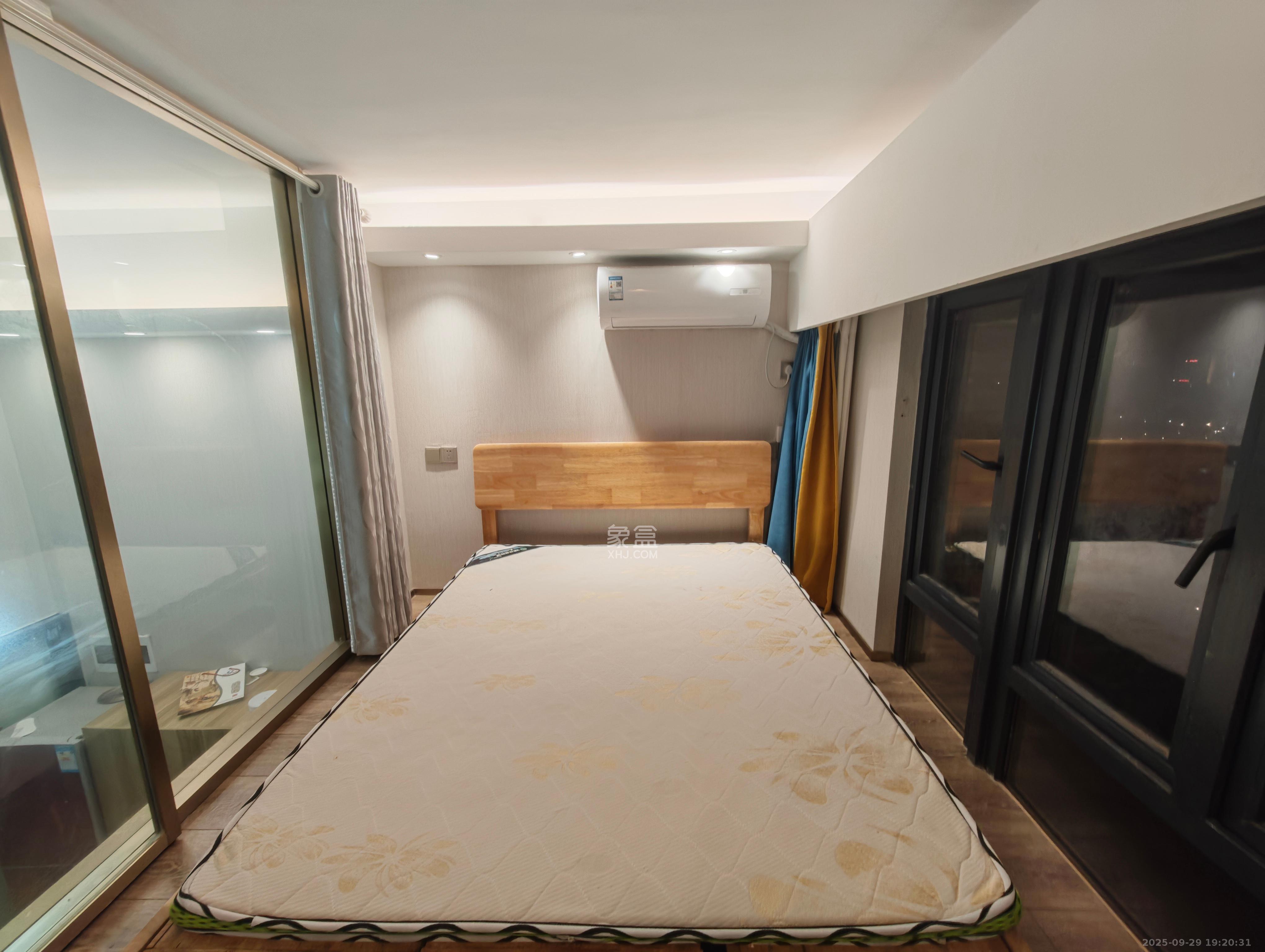 华远海蓝郡 2室1厅1卫 1500.0元/月 华远海蓝郡 2室1厅1卫 1500.0元/月室内图