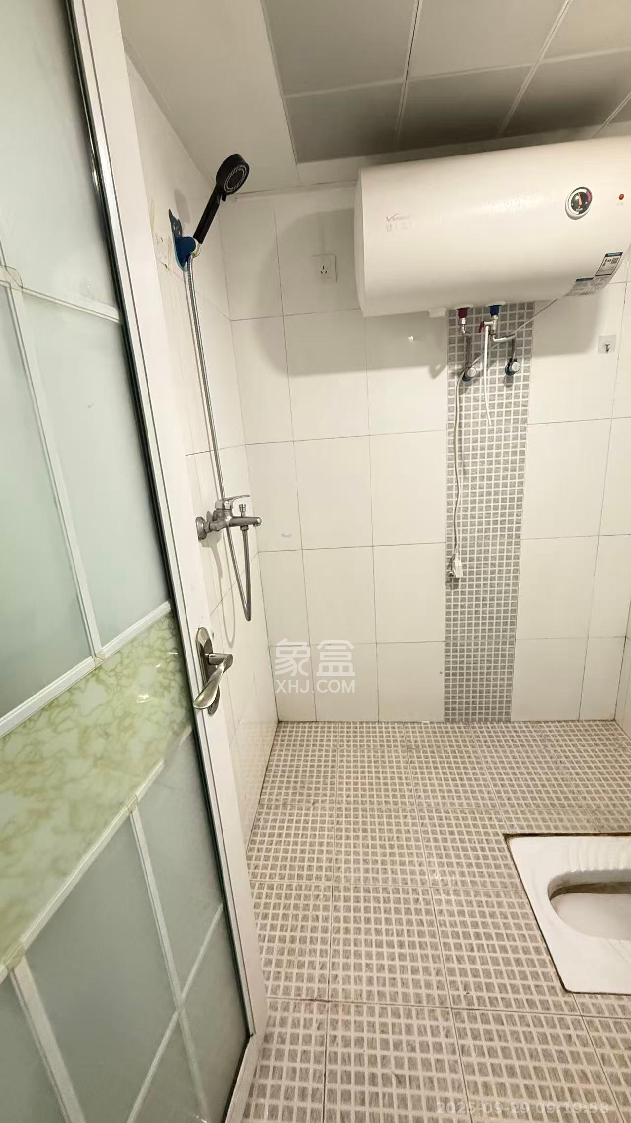 城南故事家园 1室1厅1卫 1100.0元/月 城南故事家园 1室1厅1卫 1100.0元/月室内图