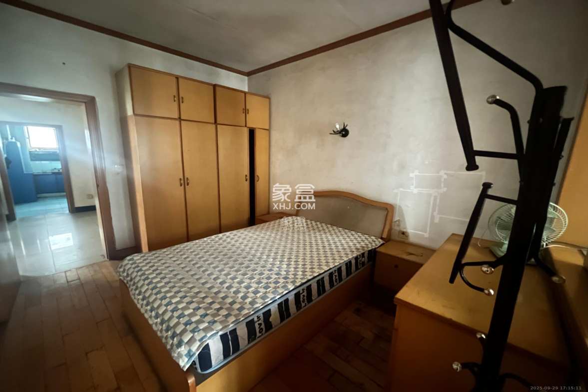 交通设计院(伍家岭)  3室2厅1卫    1500.0元/月 交通设计院(伍家岭)  3室2厅1卫    1500.0元/月室内图