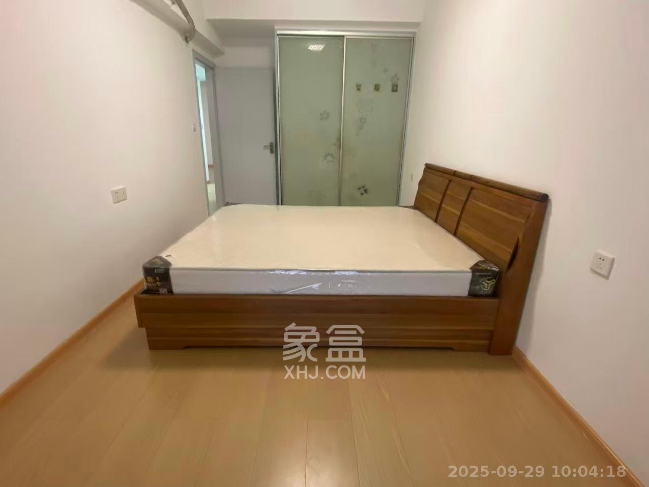 芙蓉蓉苑  2室1厅1卫    2600.0元/月 芙蓉蓉苑  2室1厅1卫    2600.0元/月室内图