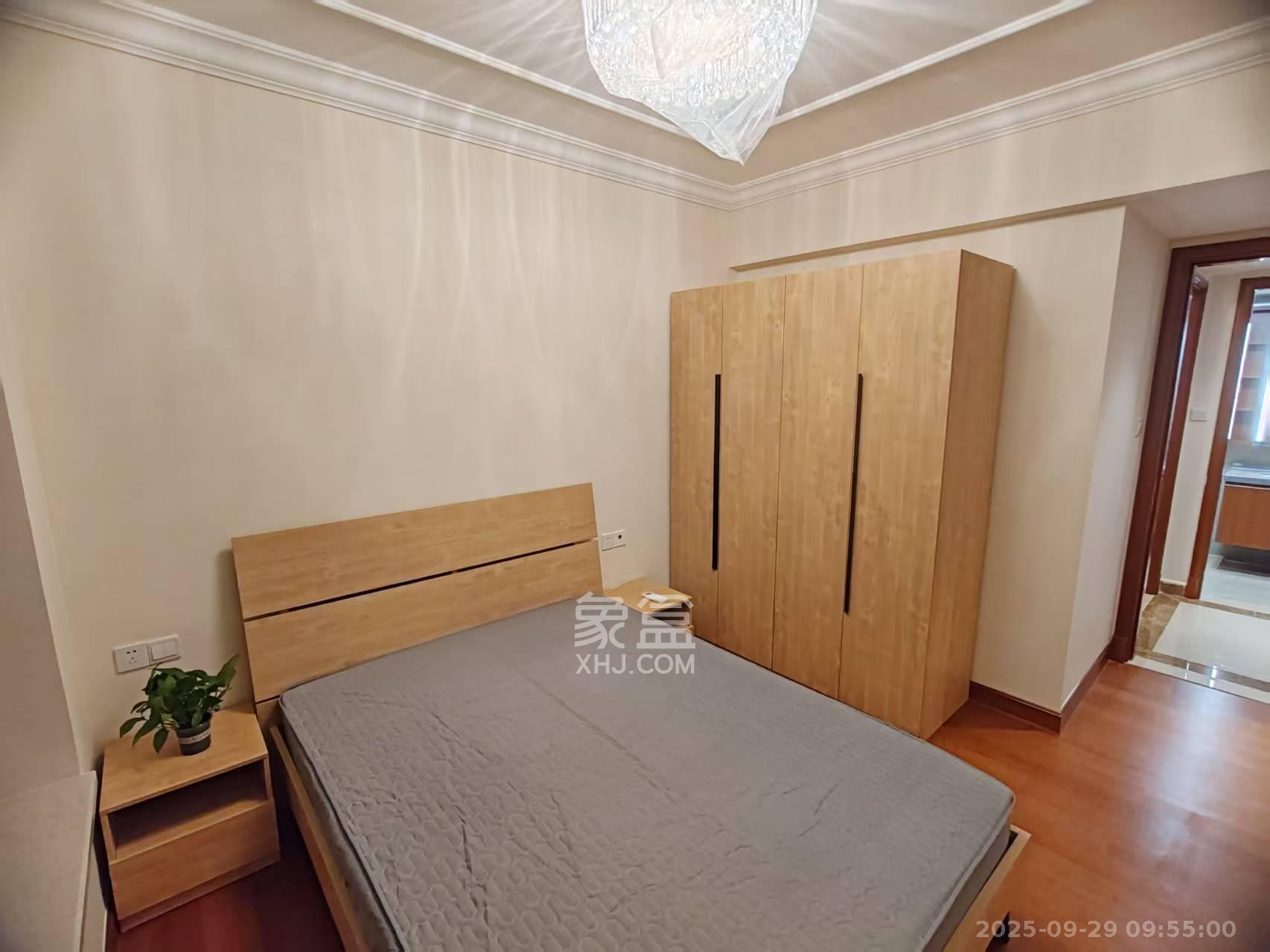 恒大御景半岛 2室1厅1卫 1500.0元/月 恒大御景半岛 2室1厅1卫 1500.0元/月室内图