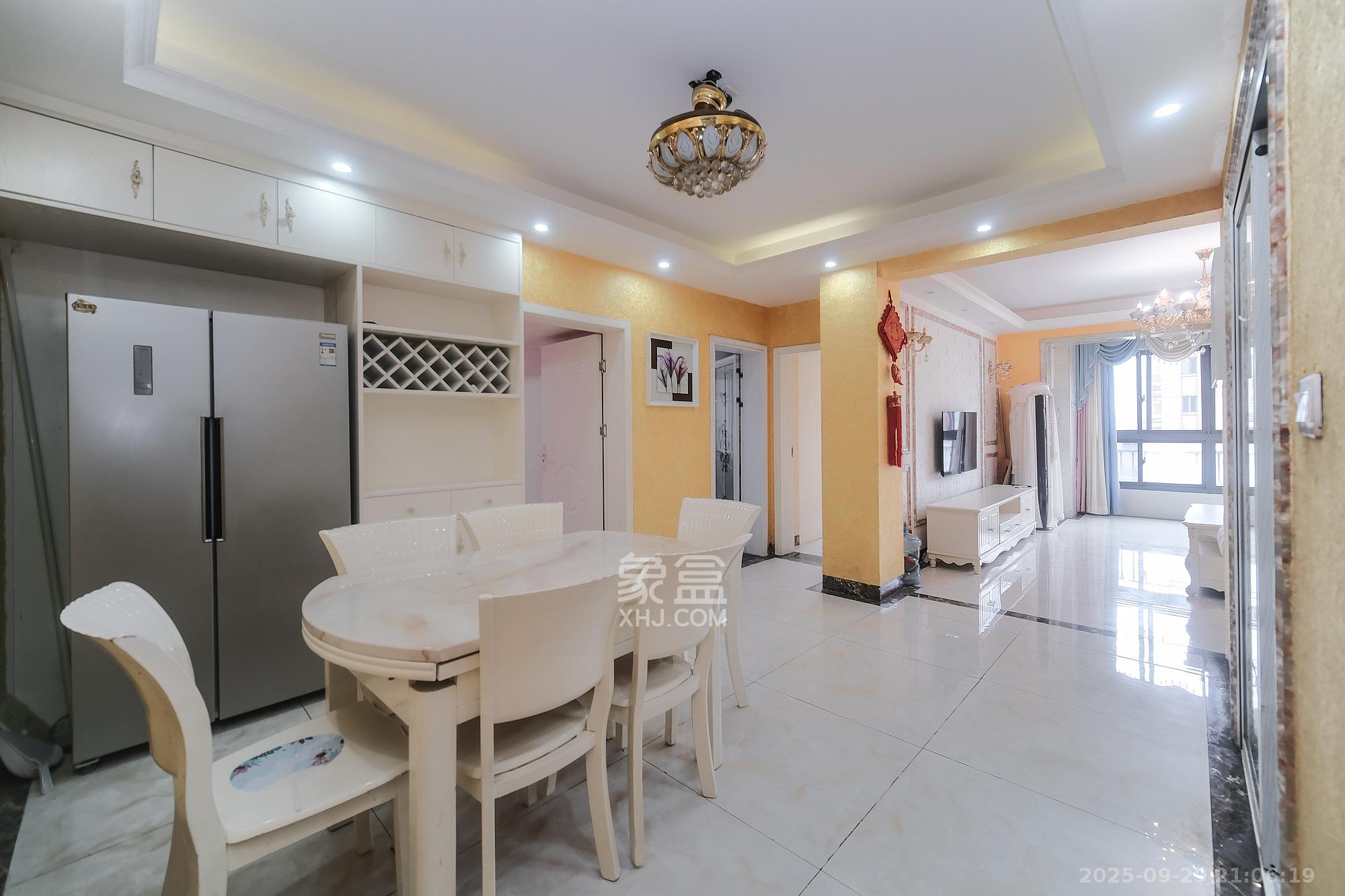 三一街区 3室2厅2卫 66.0万 三一街区 3室2厅2卫 66.0万其他