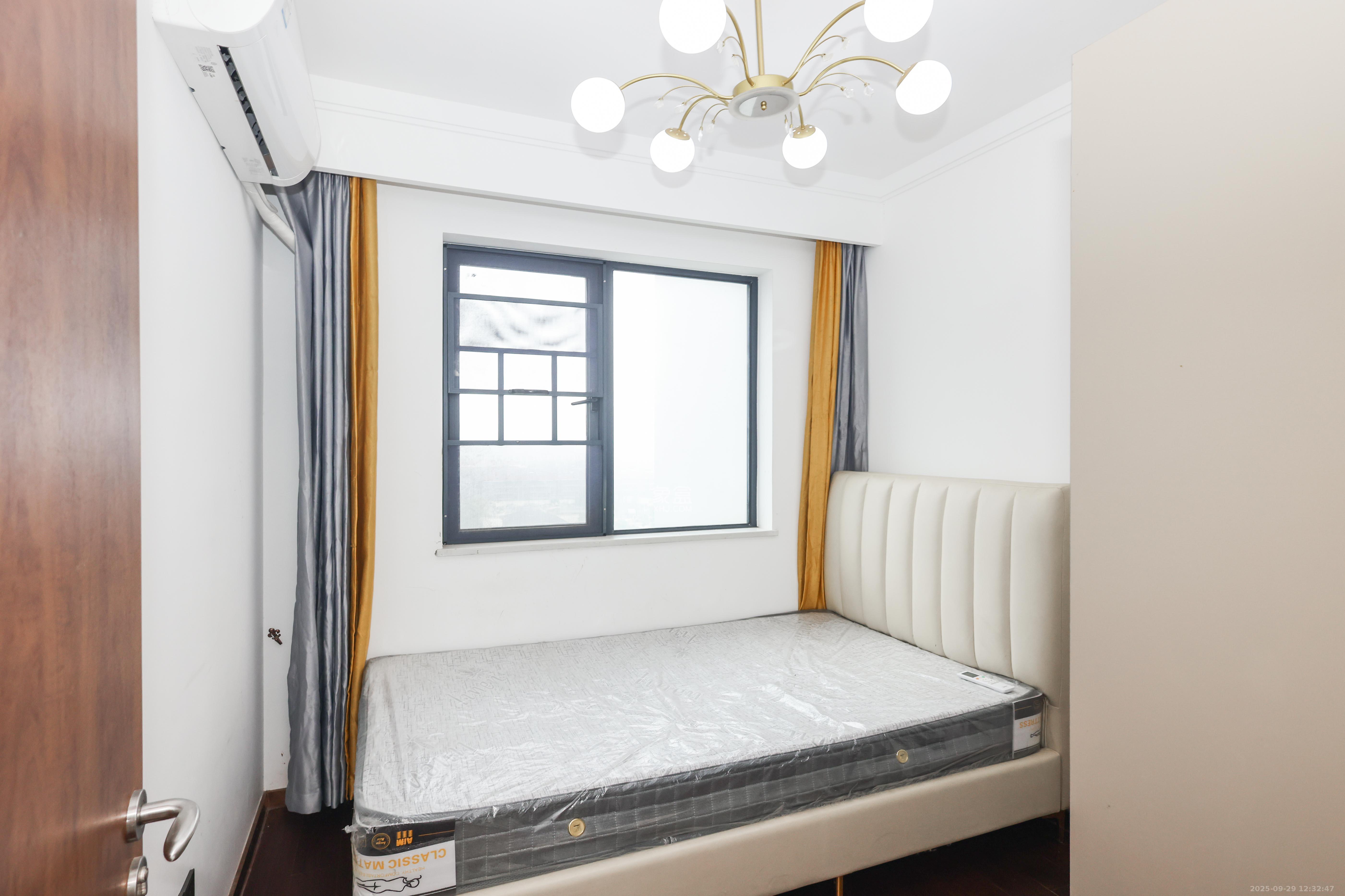 梅溪悦章 4室2厅2卫 139.0万 梅溪悦章 4室2厅2卫 139.0万卧室