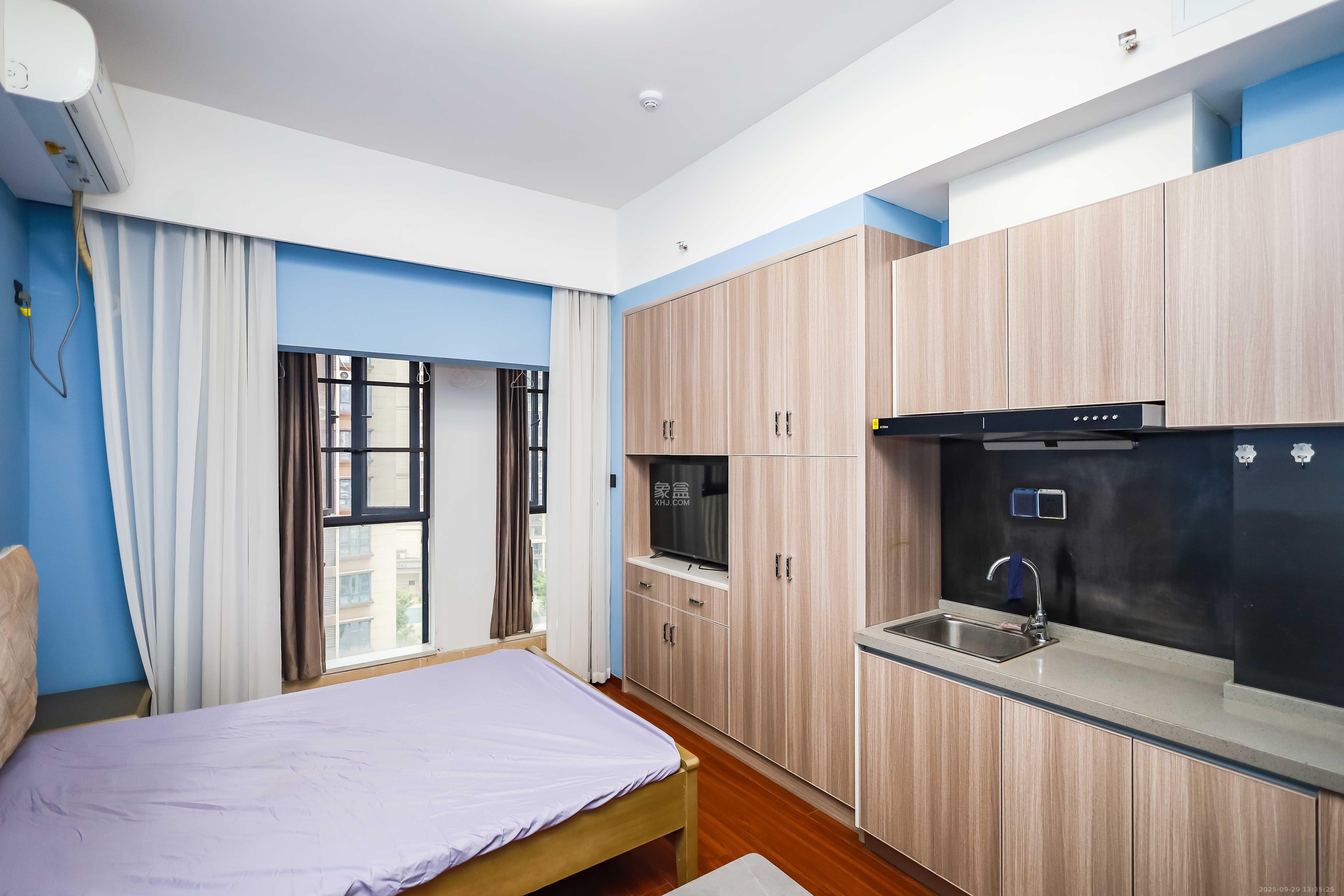 荣泰广场  1室1厅1卫    20.0万卧室