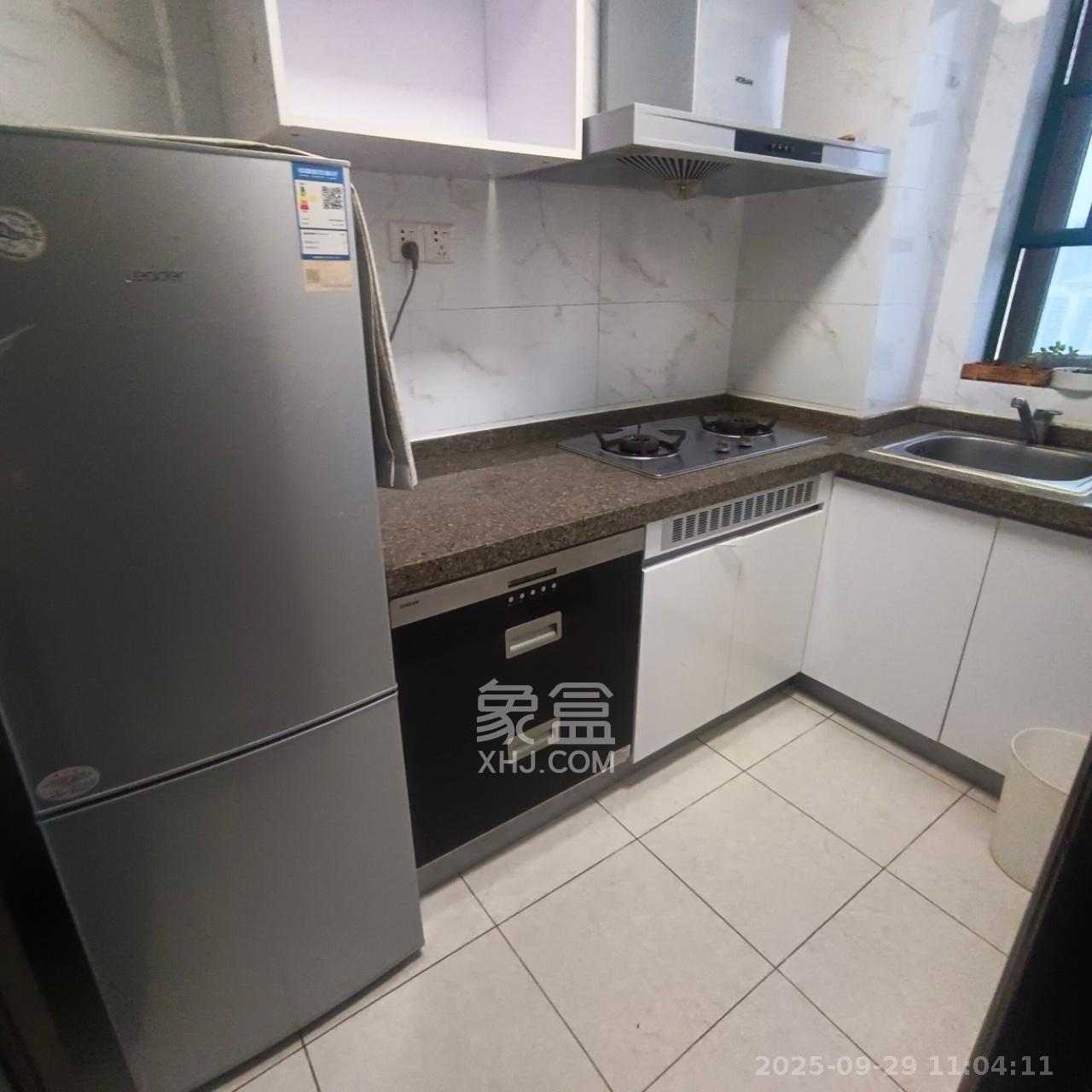 恒大雅苑 1室1厅1卫 1650.0元/月 恒大雅苑 1室1厅1卫 1650.0元/月室内图