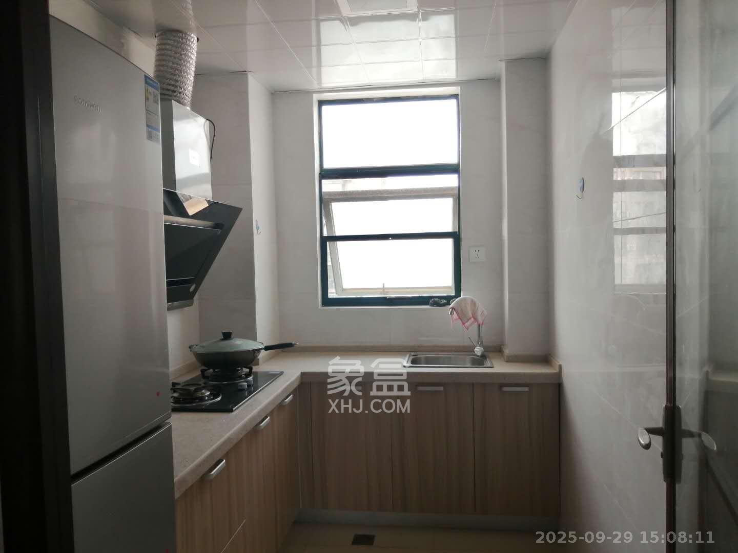 绿地公馆(绿地名邸) 2室1厅1卫 1700.0元/月 绿地公馆(绿地名邸) 2室1厅1卫 1700.0元/月室内图