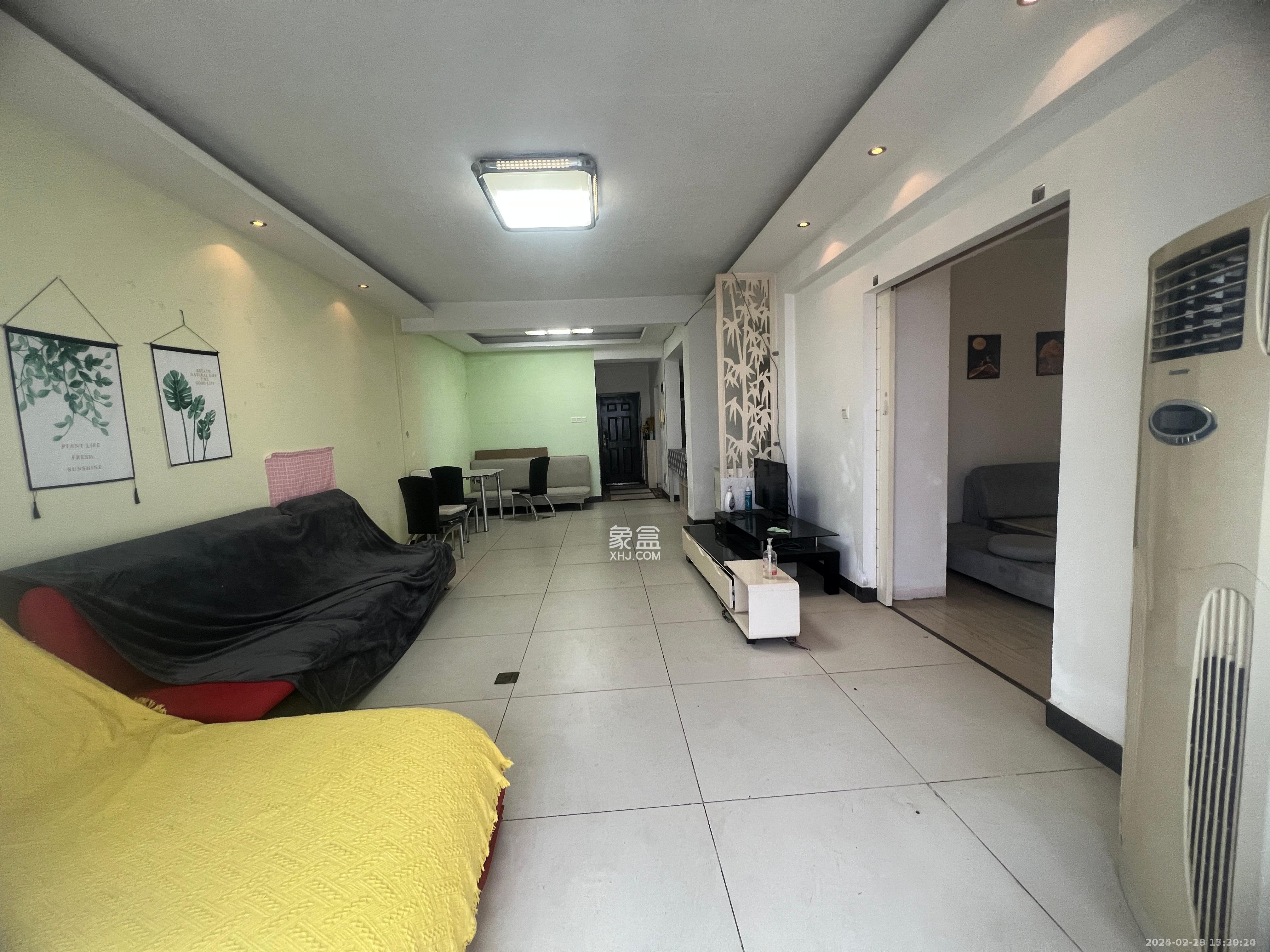 星城国际  2室2厅1卫    1300.0元/月室内图