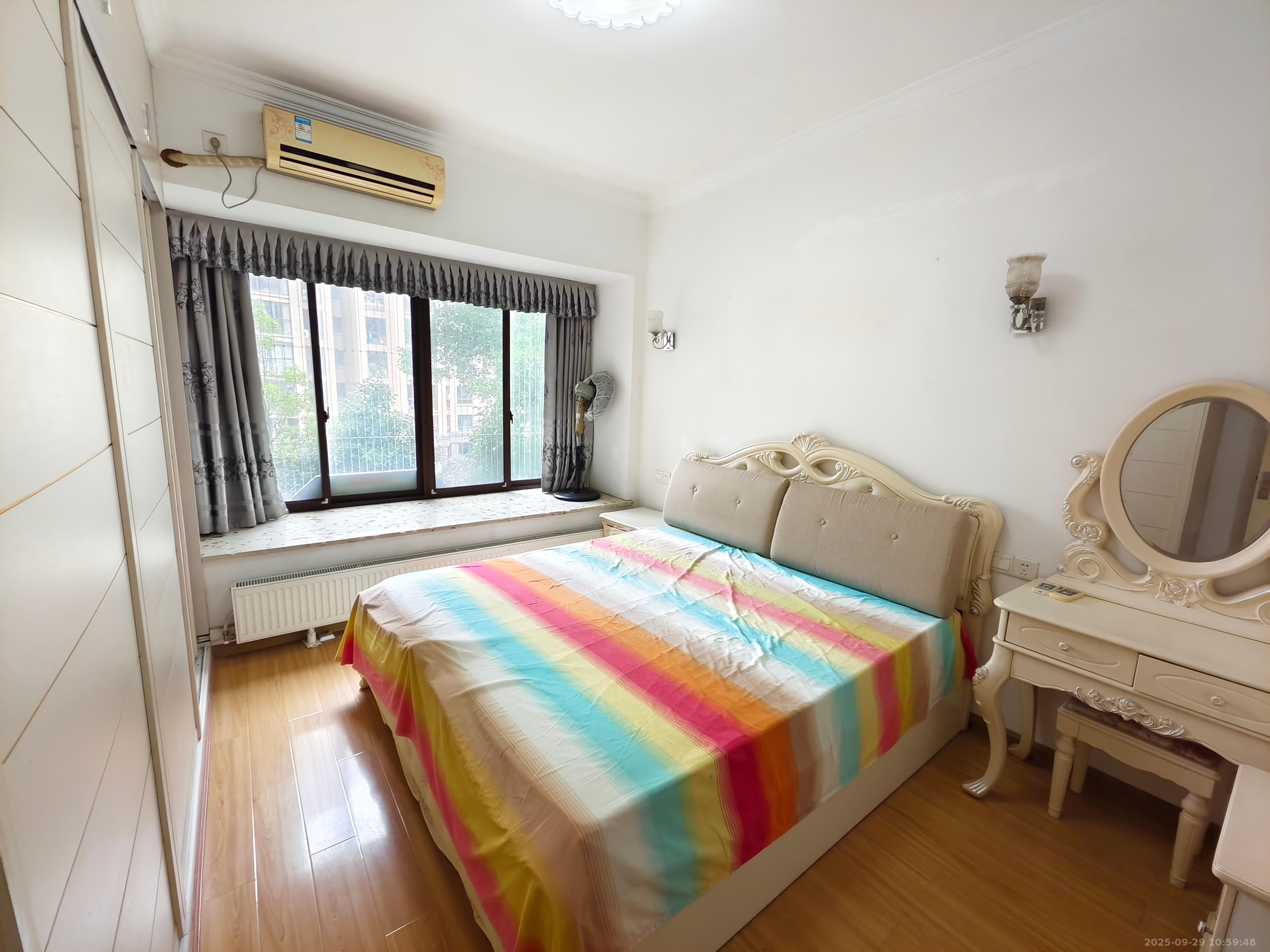 金房奥斯卡  3室2厅2卫    2500.0元/月室内图