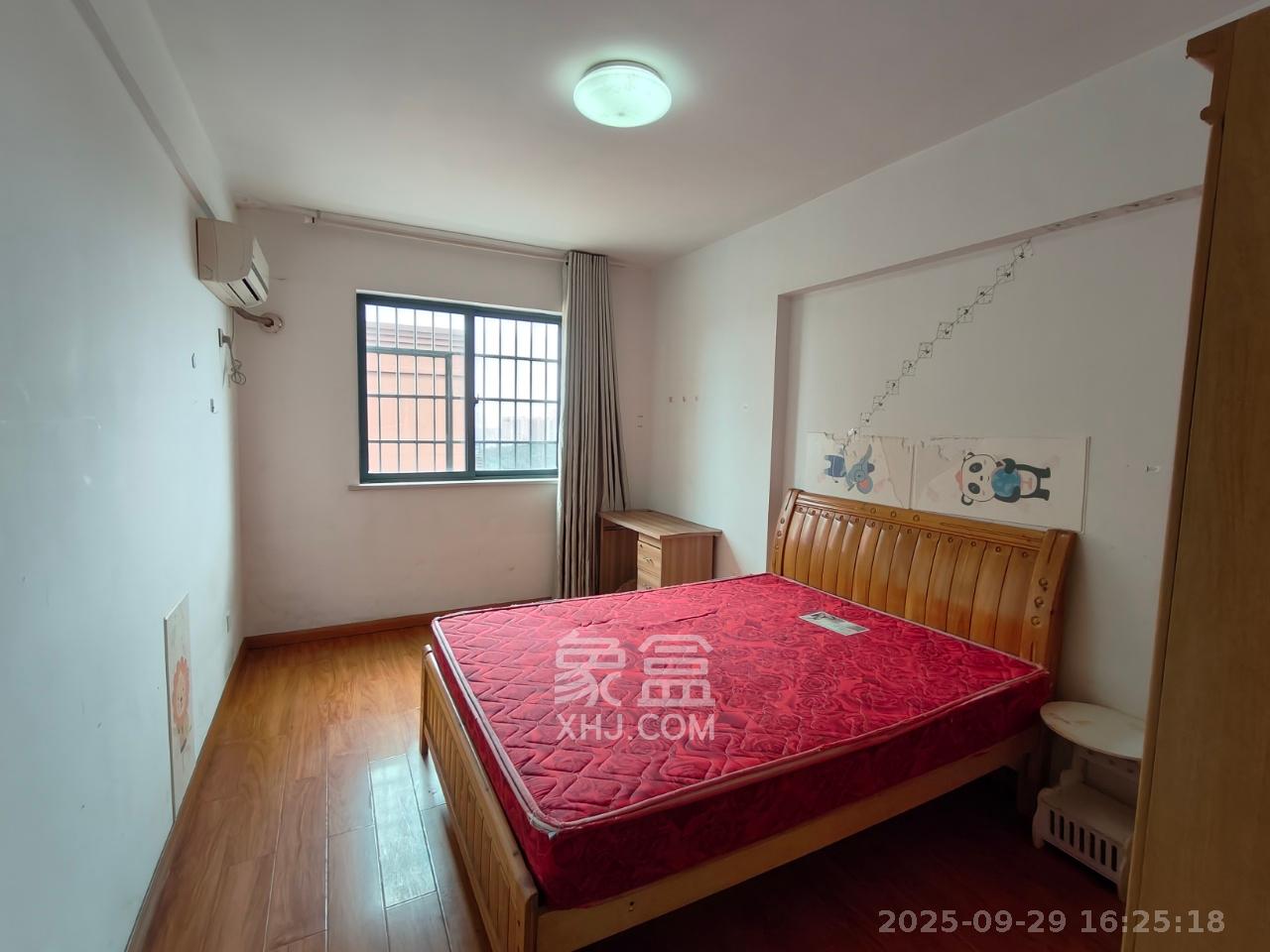 诚兴园 3室2厅1卫 2000.0元/月 诚兴园 3室2厅1卫 2000.0元/月室内图