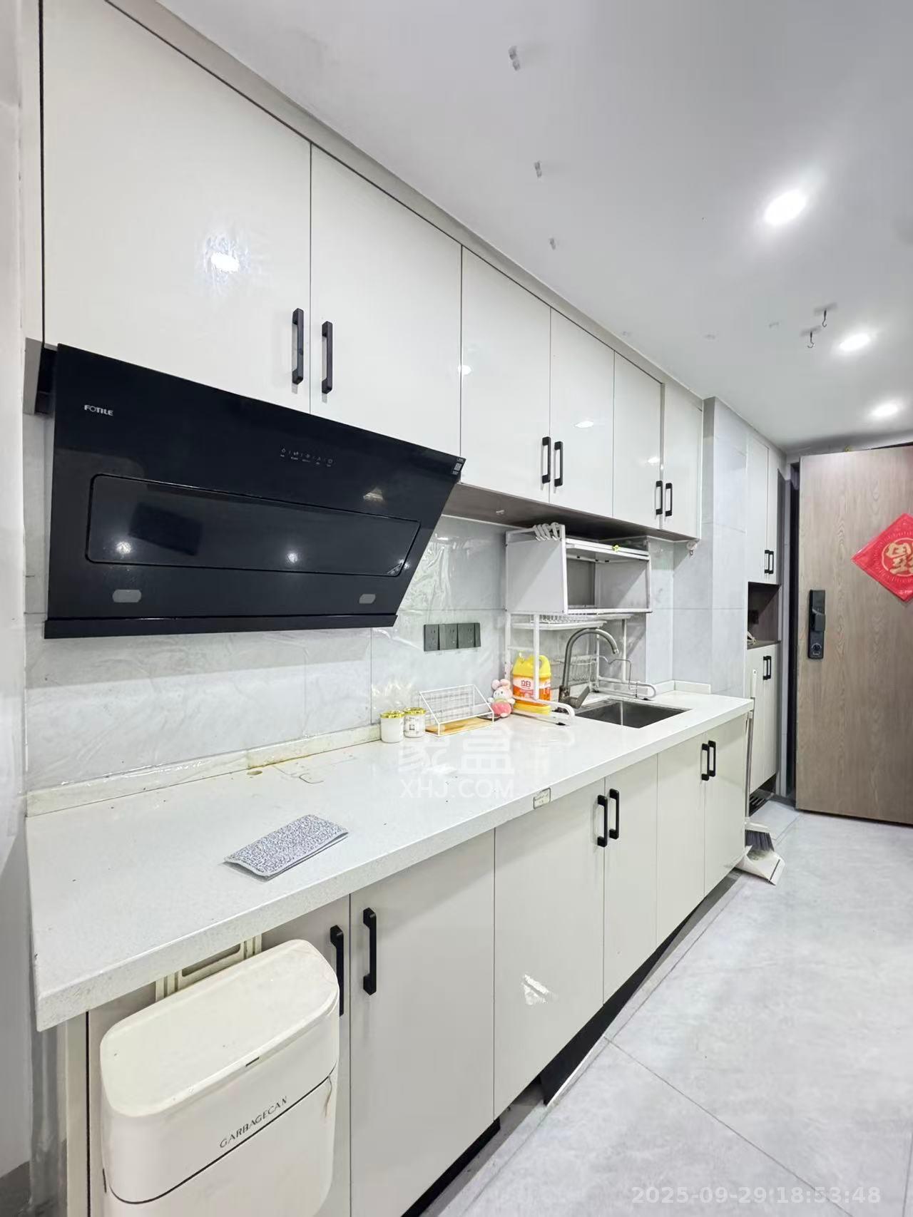 新城悦隽公园 2室1厅1卫 1600.0元/月 新城悦隽公园 2室1厅1卫 1600.0元/月室内图