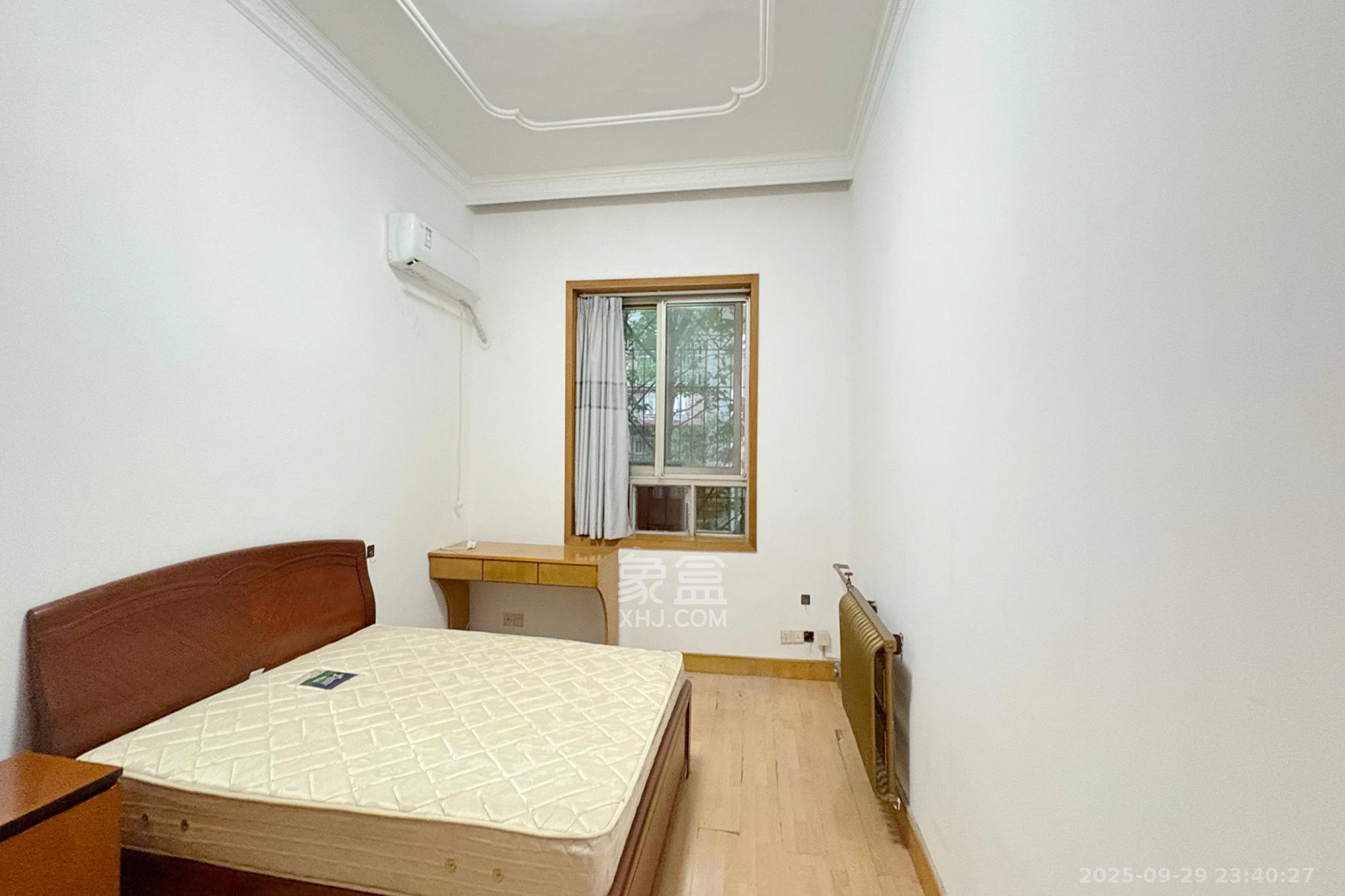 老干部大学宿舍 4室2厅1卫 110.0万 老干部大学宿舍 4室2厅1卫 110.0万其他