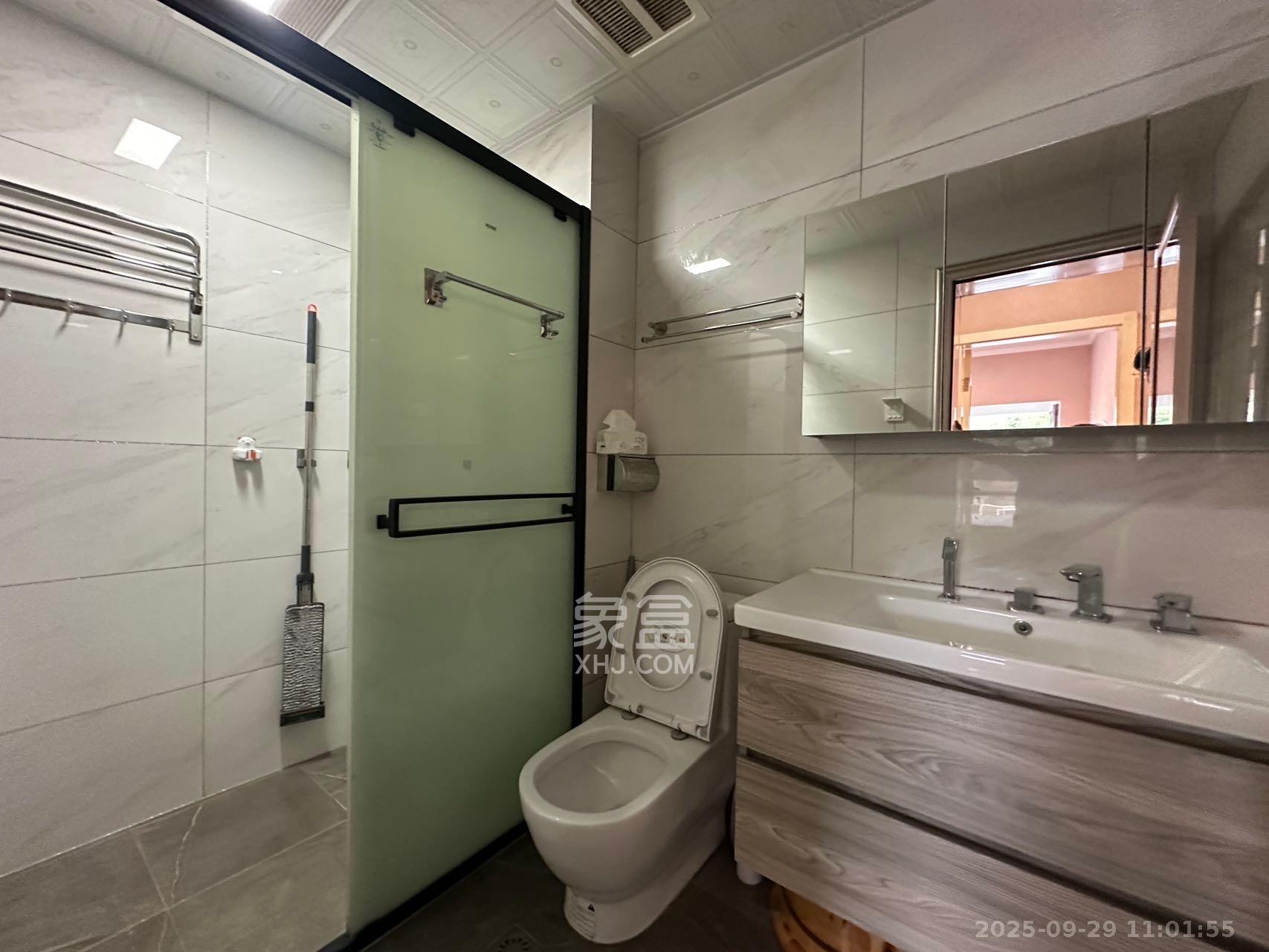 北辰定江洋 1室0厅0卫 6000.0元/月 北辰定江洋 1室0厅0卫 6000.0元/月室内图