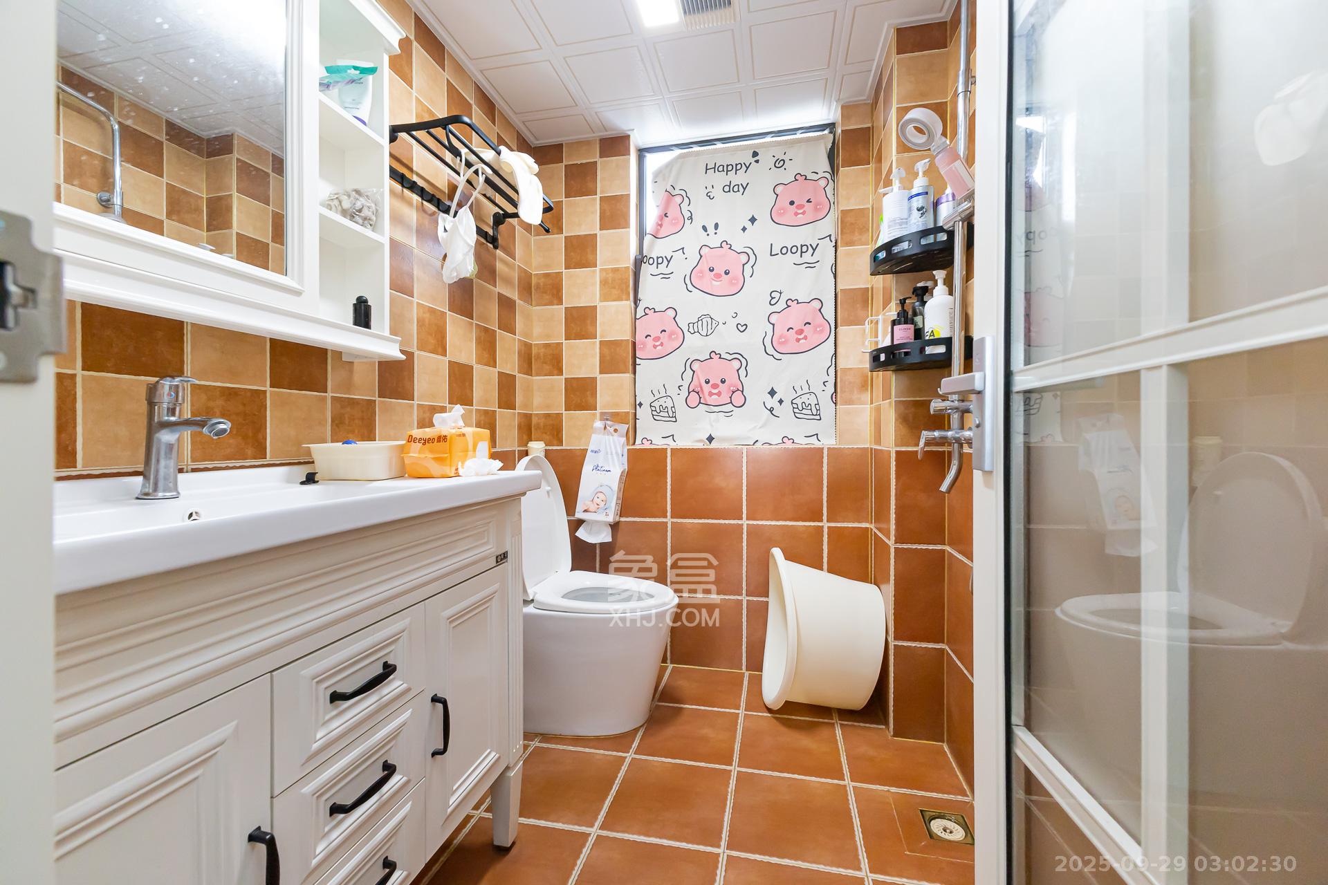 润和滨江府  4室2厅2卫    142.0万卫生间