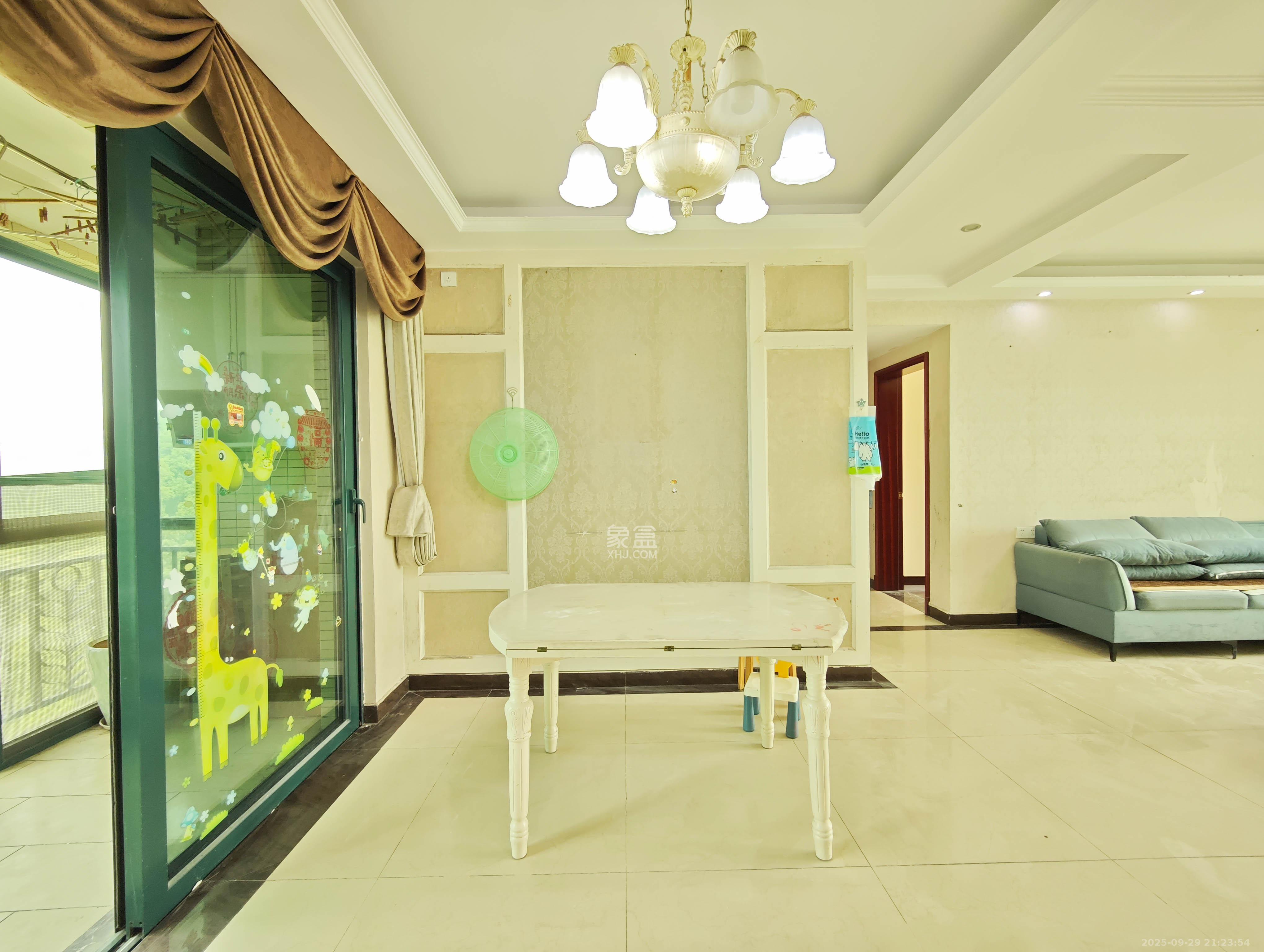 恒大城 5室2厅3卫 128.0万 恒大城 5室2厅3卫 128.0万其他