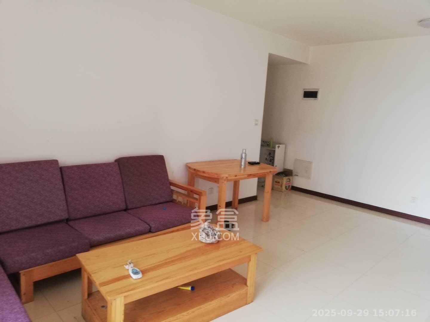 绿地公馆(绿地名邸) 2室1厅1卫 1700.0元/月 绿地公馆(绿地名邸) 2室1厅1卫 1700.0元/月室内图