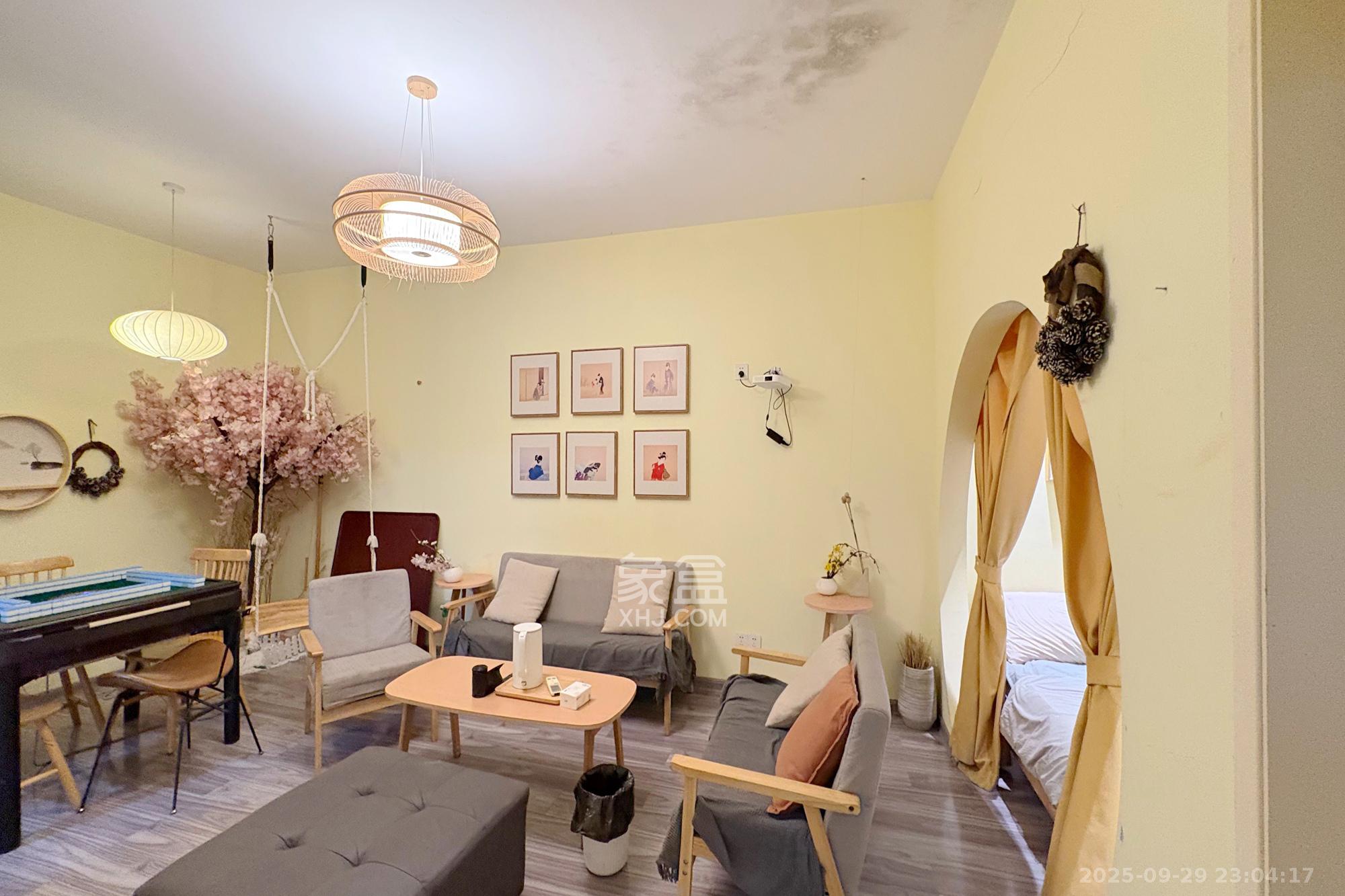 中天广场 3室1厅1卫 72.8万 中天广场 3室1厅1卫 72.8万客厅