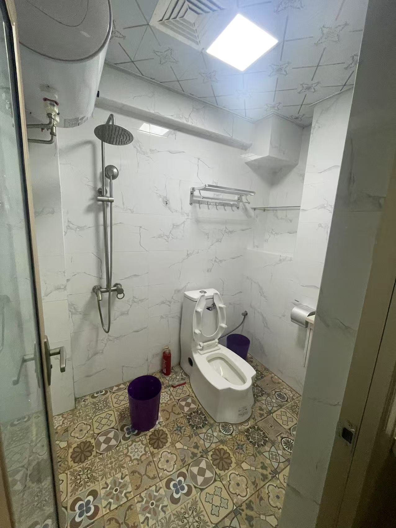 东线一号 1室0厅0卫 1500.0元/月 东线一号 1室0厅0卫 1500.0元/月室内图