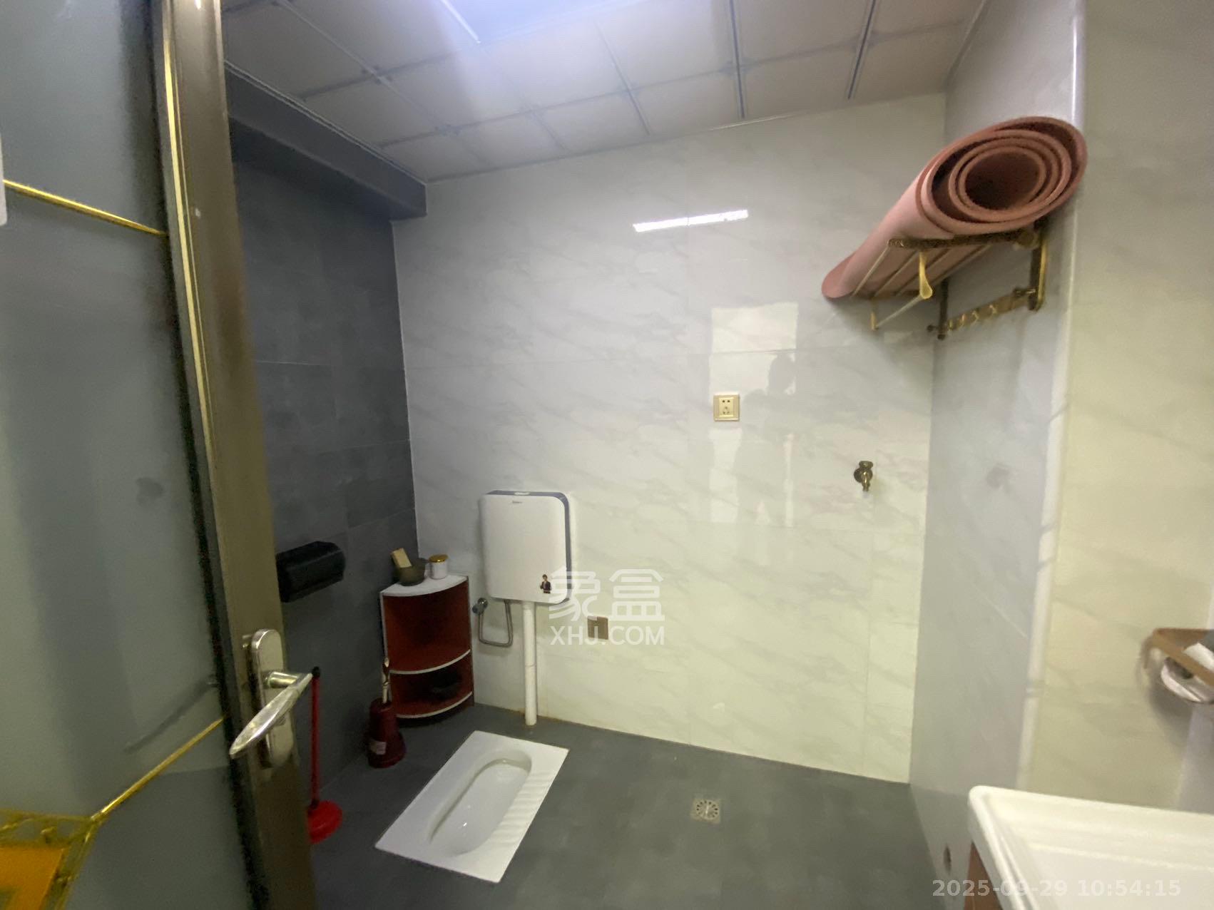 保利国际广场 2室1厅1卫 3600.0元/月 保利国际广场 2室1厅1卫 3600.0元/月室内图