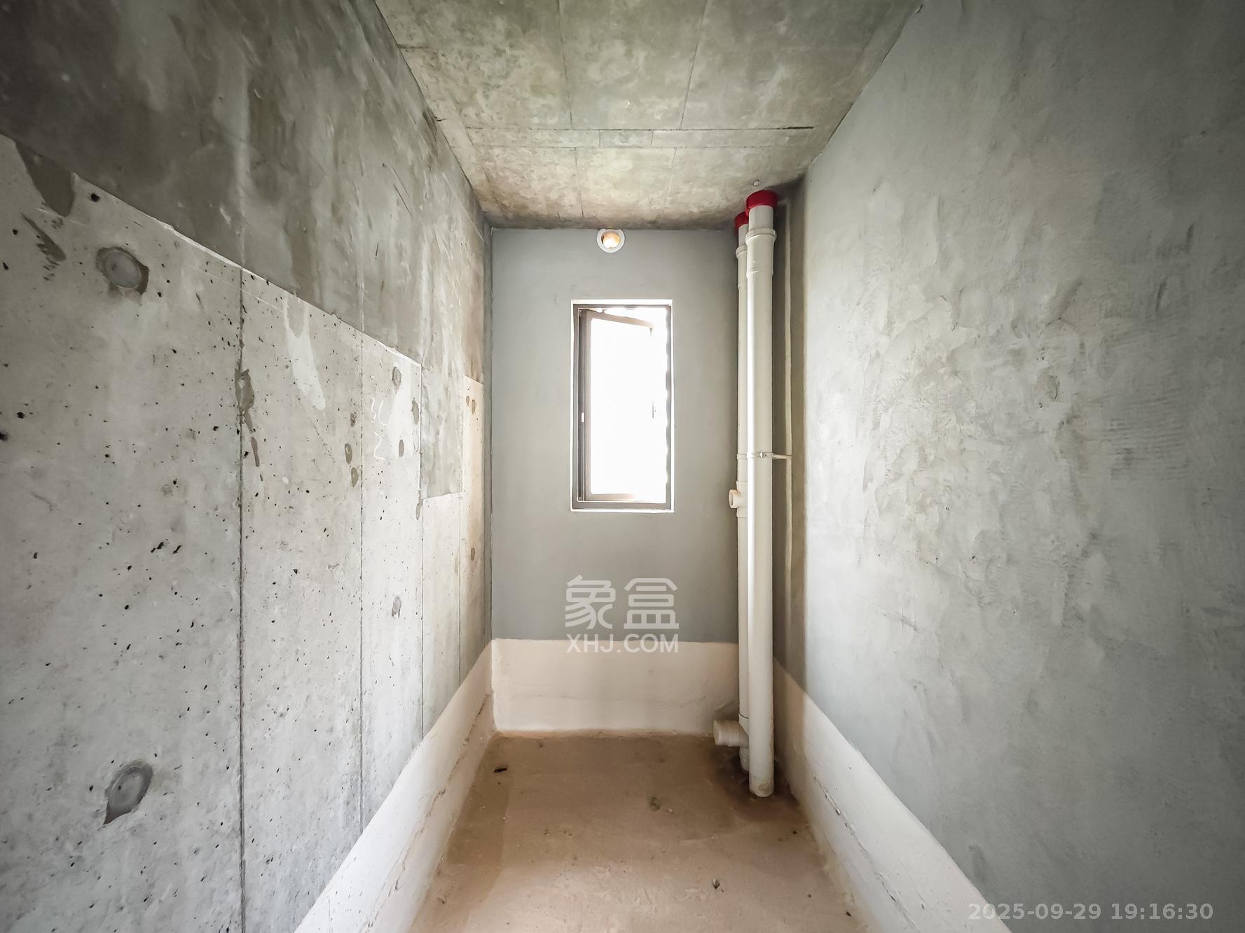 恒基旭辉湖山赋 4室2厅2卫 89.0万 恒基旭辉湖山赋 4室2厅2卫 89.0万卫生间