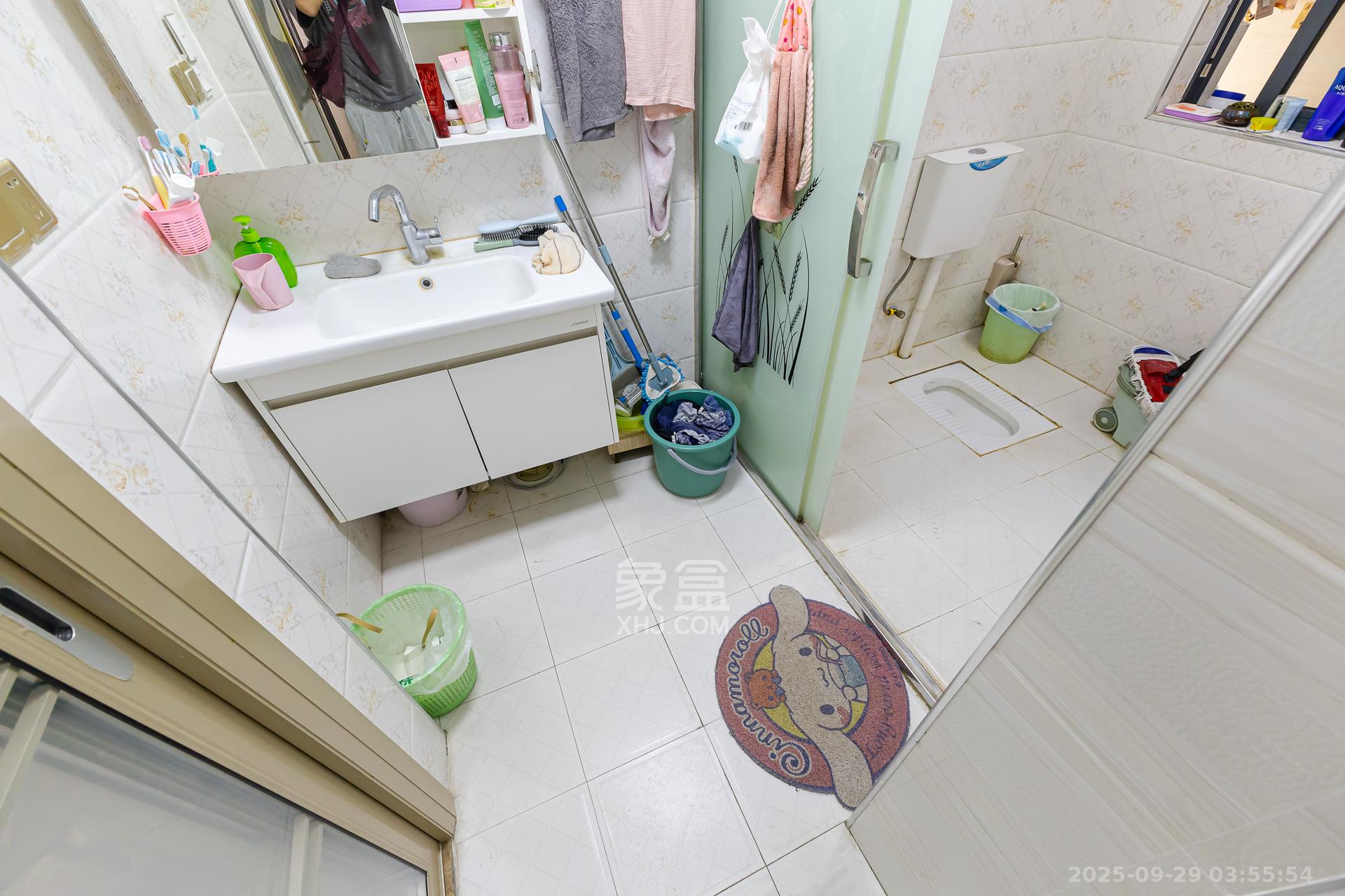 明发国际城  3室2厅1卫    74.5万卫生间