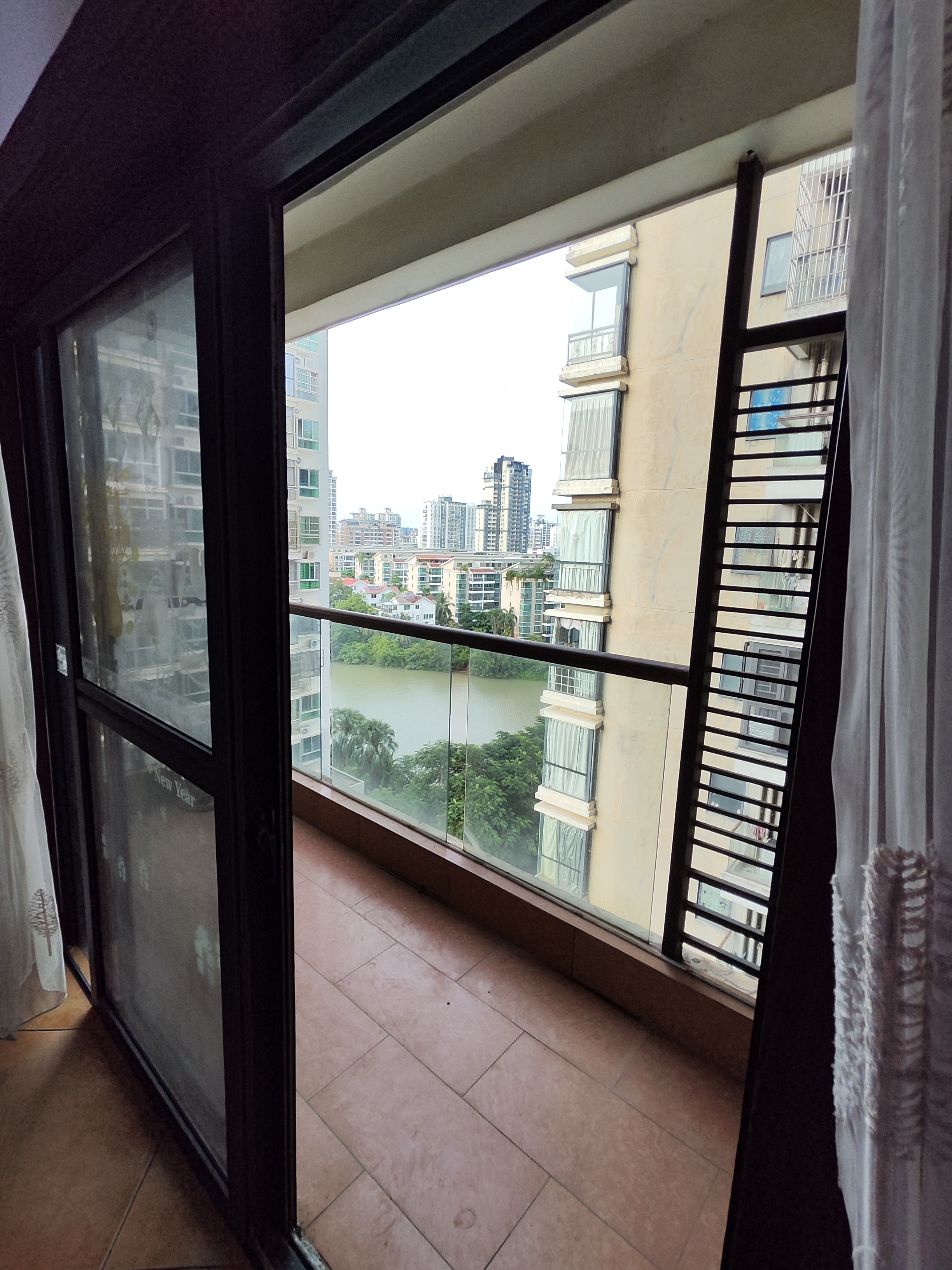 蓝海银座 2室1厅1卫 2200.0元/月 蓝海银座 2室1厅1卫 2200.0元/月室内图