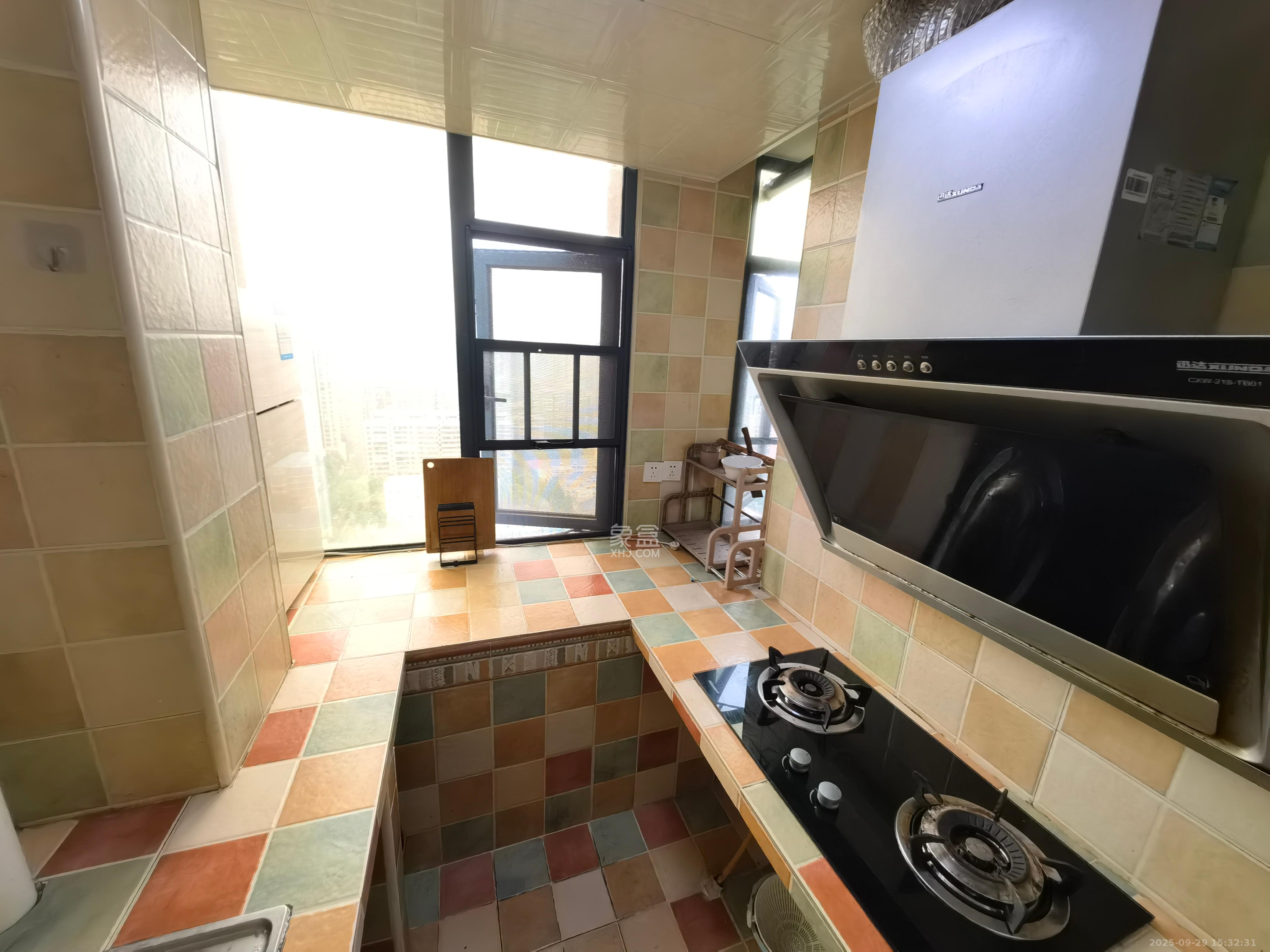 爱都(IDO) 1室1厅1卫 1400.00元/月 爱都(IDO) 1室1厅1卫 1400.00元/月室内图