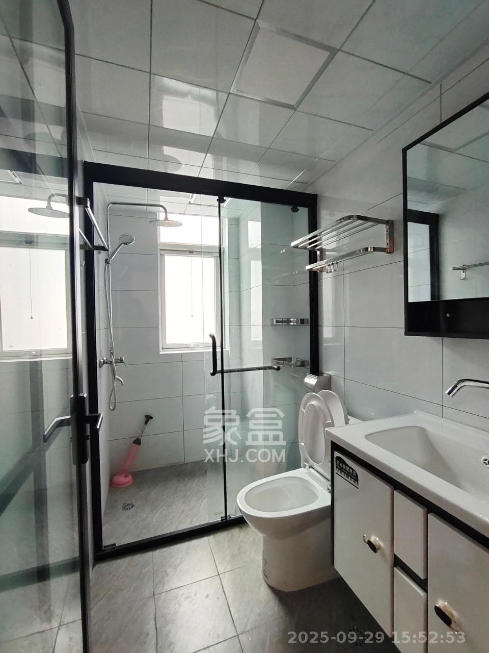 北辰三角洲C3区  3室2厅2卫    4000.0元/月 北辰三角洲C3区  3室2厅2卫    4000.0元/月室内图