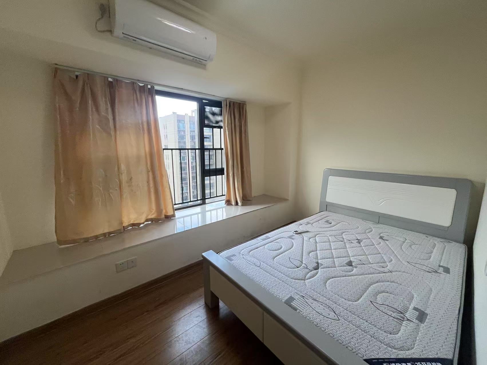 华耀碧桂园十里江湾誉峯 4室2厅2卫 80.0万 华耀碧桂园十里江湾誉峯 4室2厅2卫 80.0万户型图