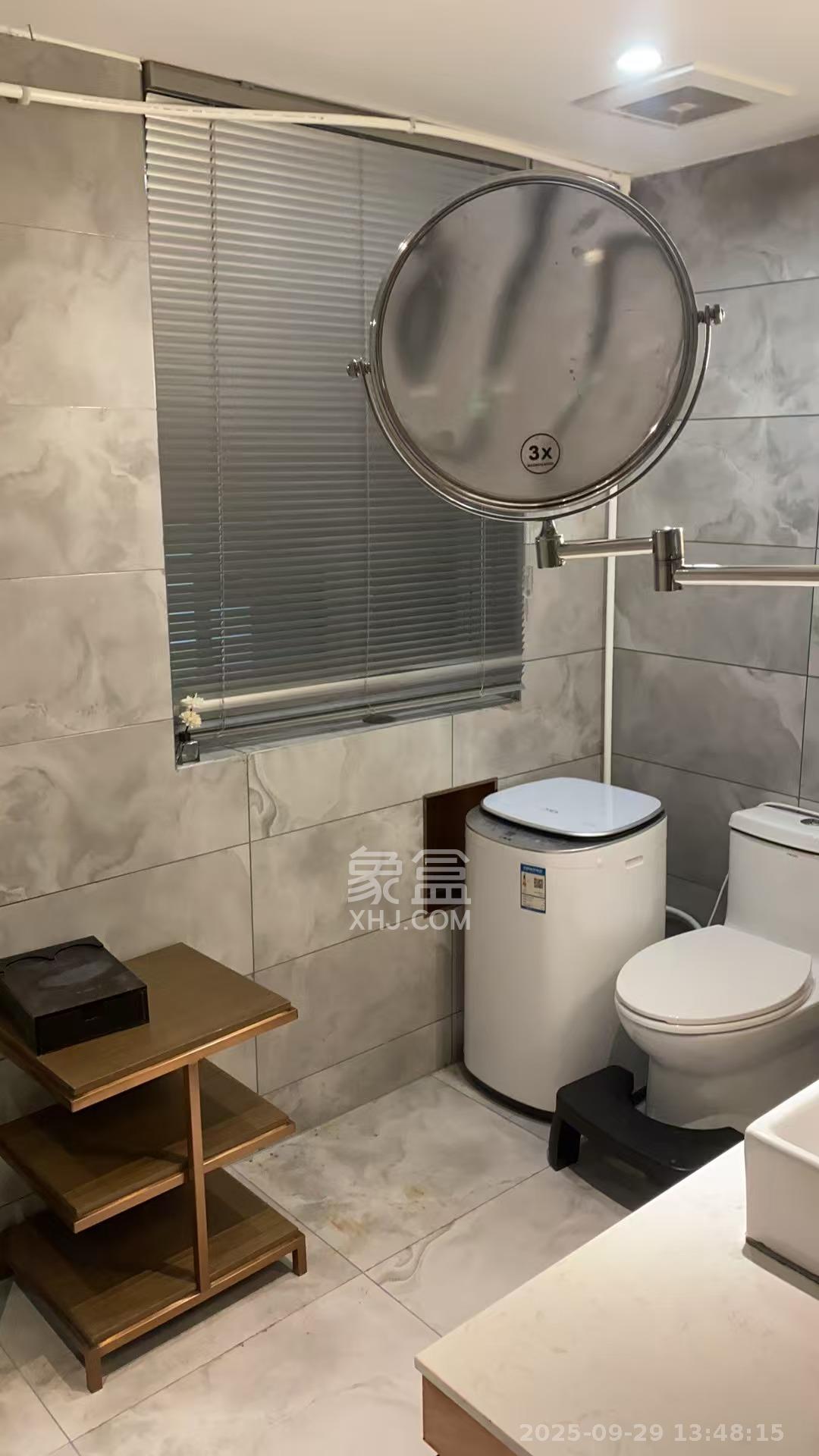 世茂铂翠湾四期(世茂悦享) 1室1厅1卫 1350.0元/月 世茂铂翠湾四期(世茂悦享) 1室1厅1卫 1350.0元/月室内图