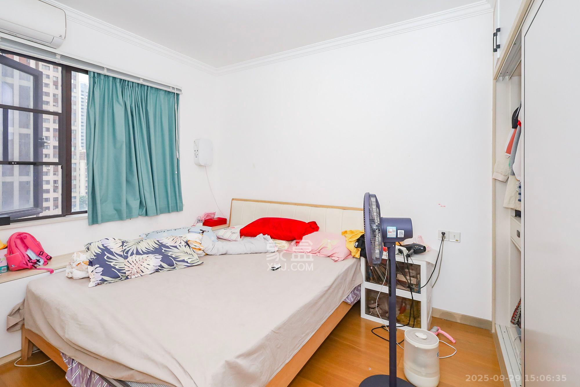 中铁西江悦一期  3室2厅2卫    3000.0元/月室内图