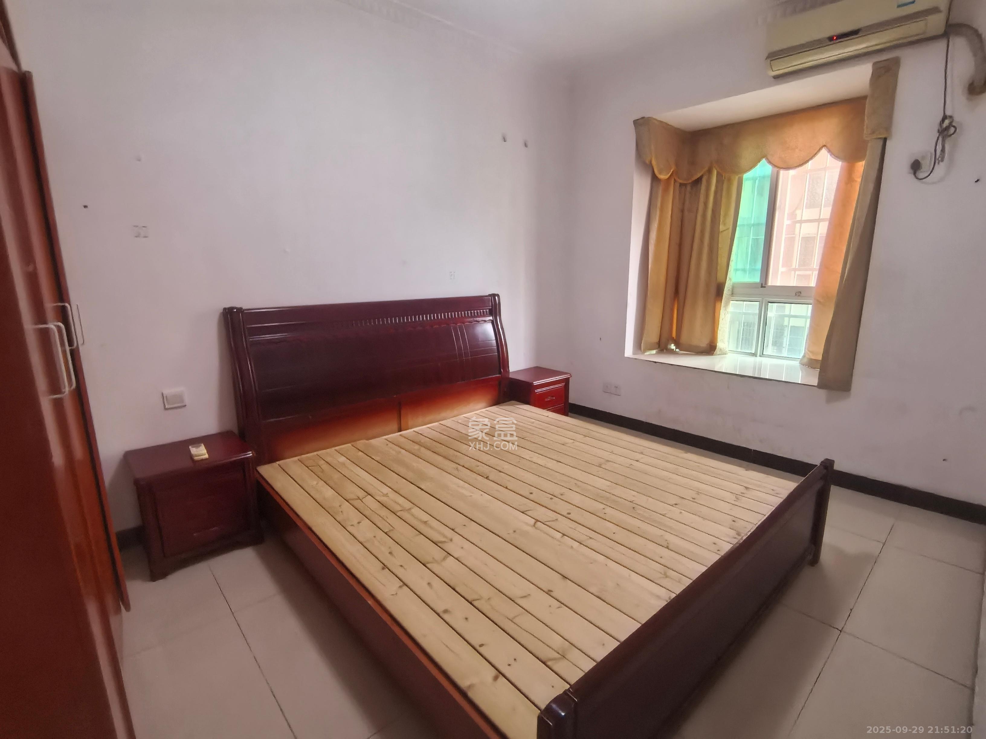 麓谷加州阳光 2室2厅1卫 2000.0元/月 麓谷加州阳光 2室2厅1卫 2000.0元/月室内图