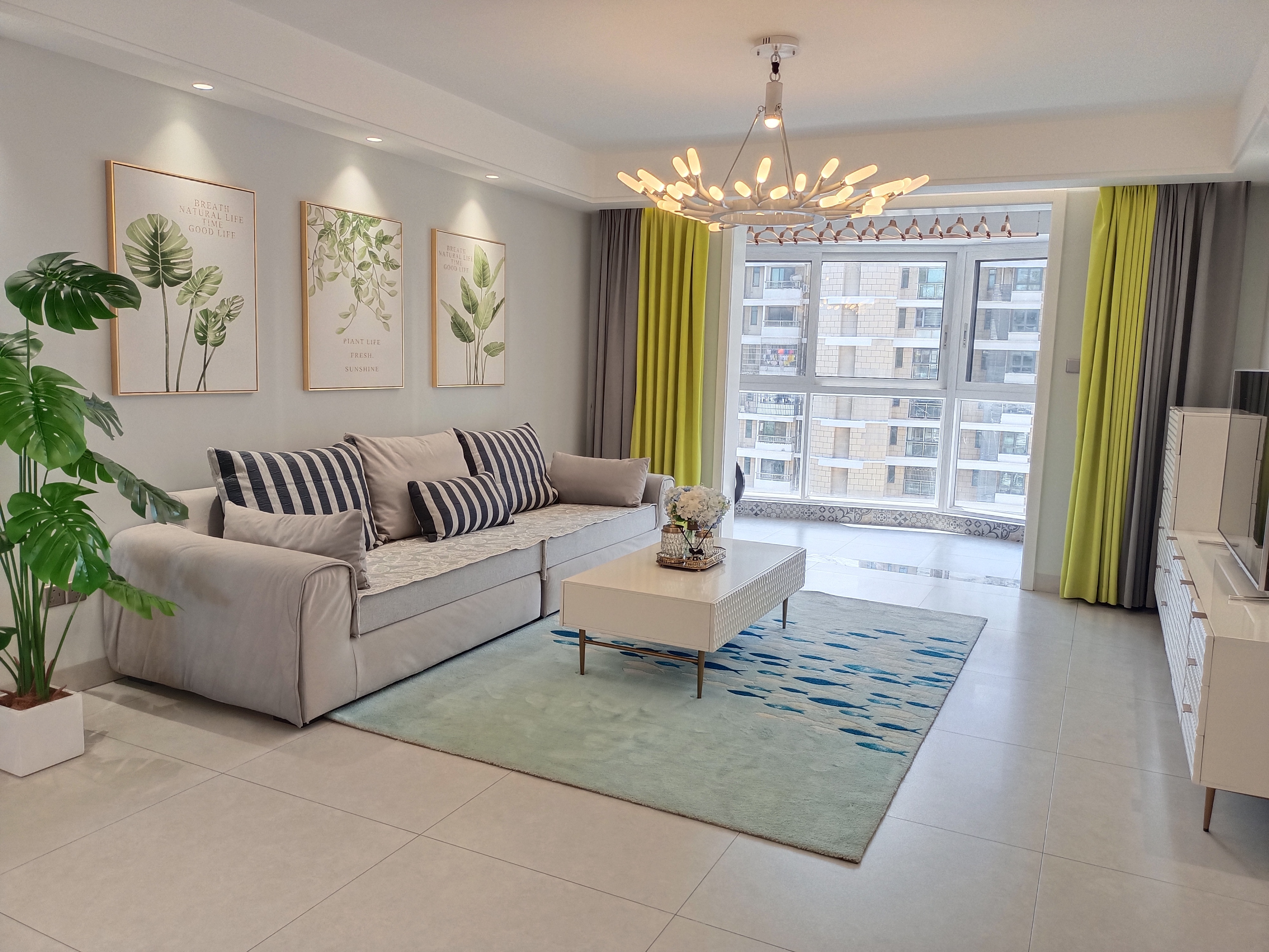 国兴城(A区) 3室2厅2卫 6500.0元/月 国兴城(A区) 3室2厅2卫 6500.0元/月室内图