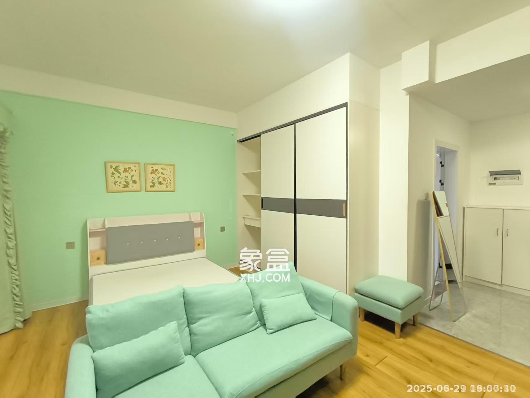 中南壹号院 1室1厅1卫 1800.0元/月 中南壹号院 1室1厅1卫 1800.0元/月室内图