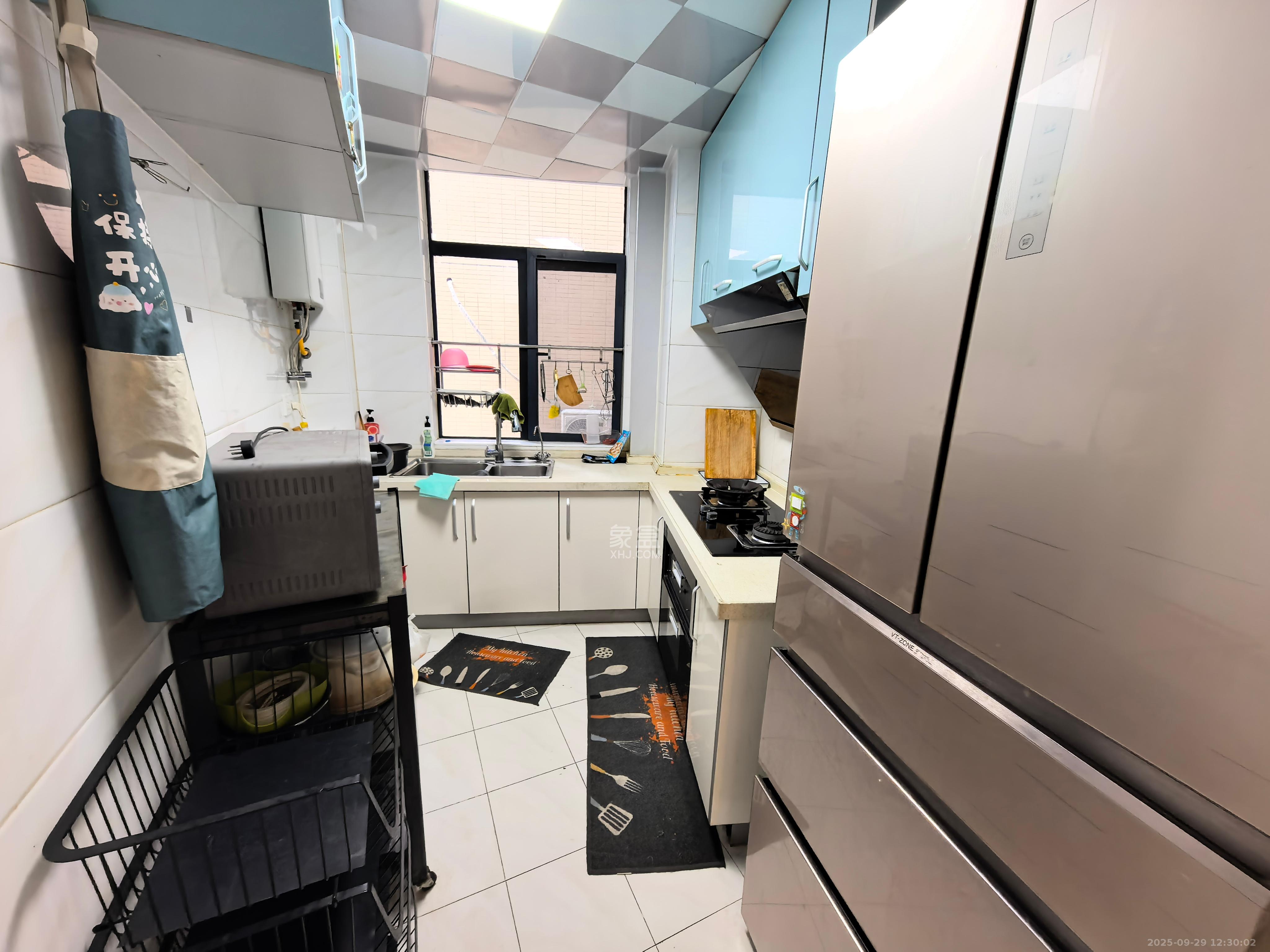 辉煌国际城二期 4室2厅2卫 3200.0元/月 辉煌国际城二期 4室2厅2卫 3200.0元/月室内图