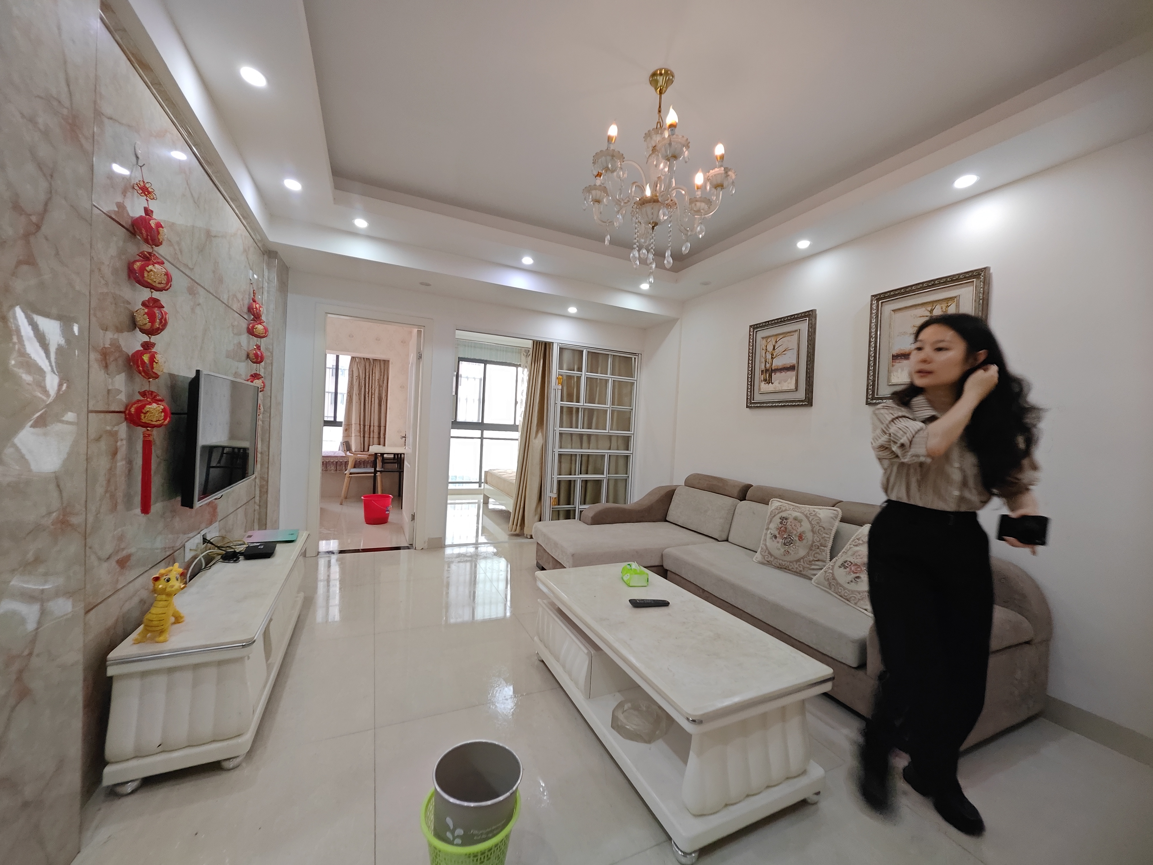 尚书房 2室2厅1卫 2000.0元/月 尚书房 2室2厅1卫 2000.0元/月室内图