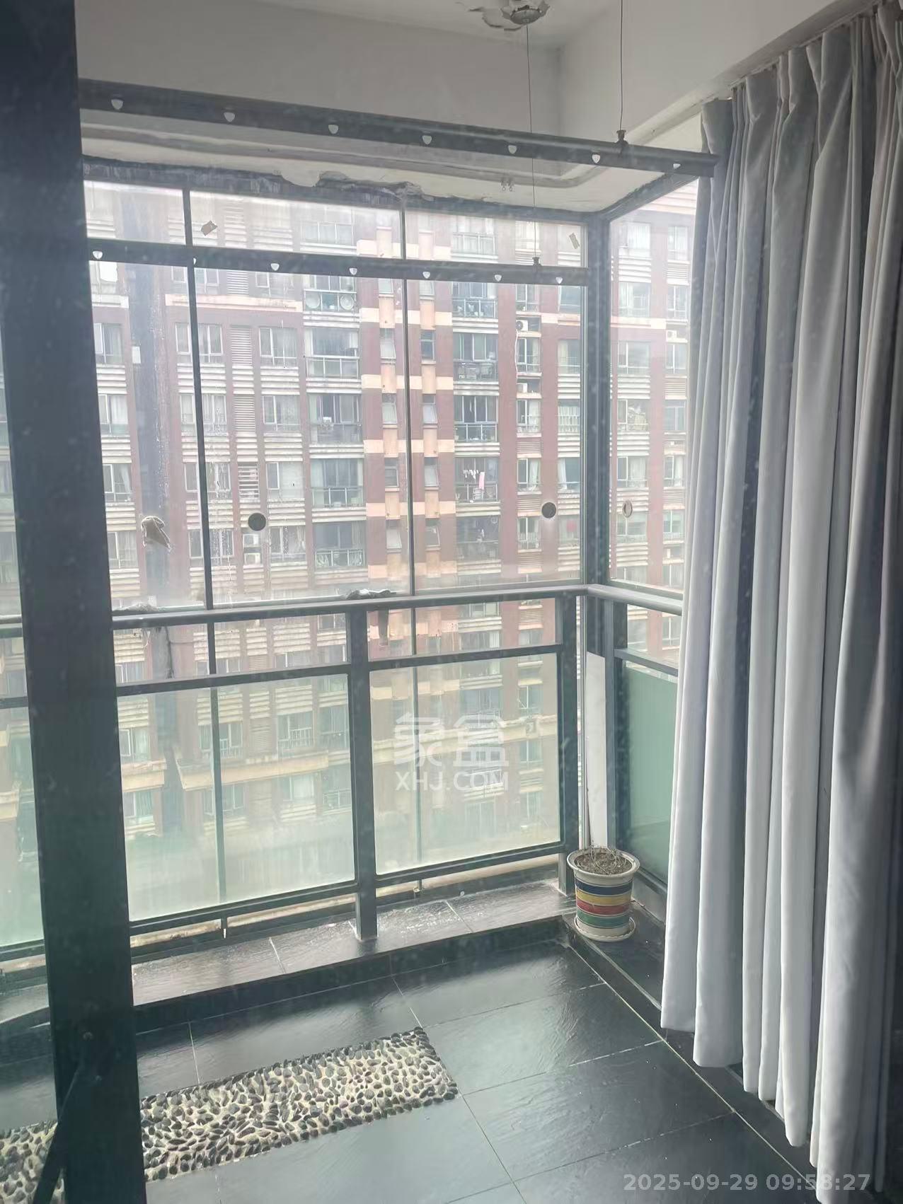 奥林匹克花园 2室2厅1卫 2000.0元/月 奥林匹克花园 2室2厅1卫 2000.0元/月室内图