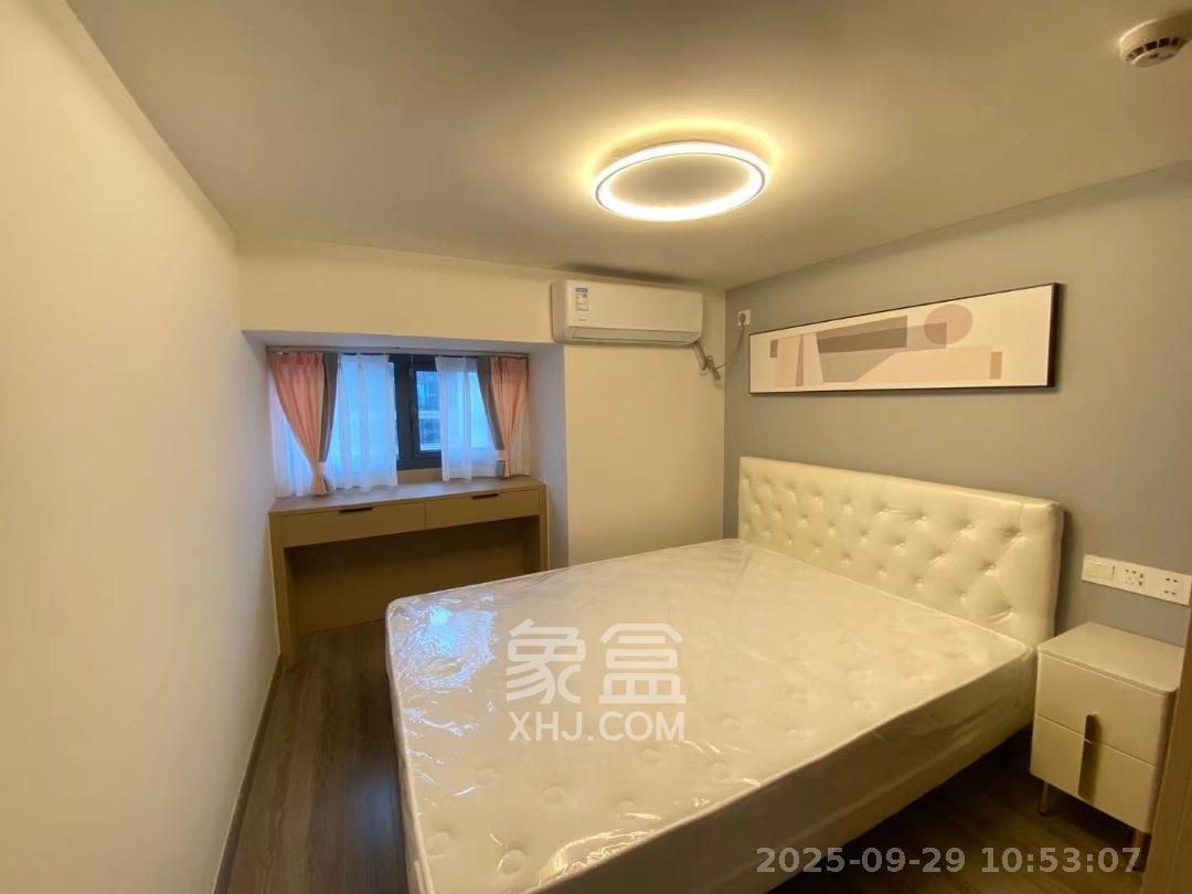 卓越浅水湾  1室0厅0卫    2500.0元/月 卓越浅水湾  1室0厅0卫    2500.0元/月室内图