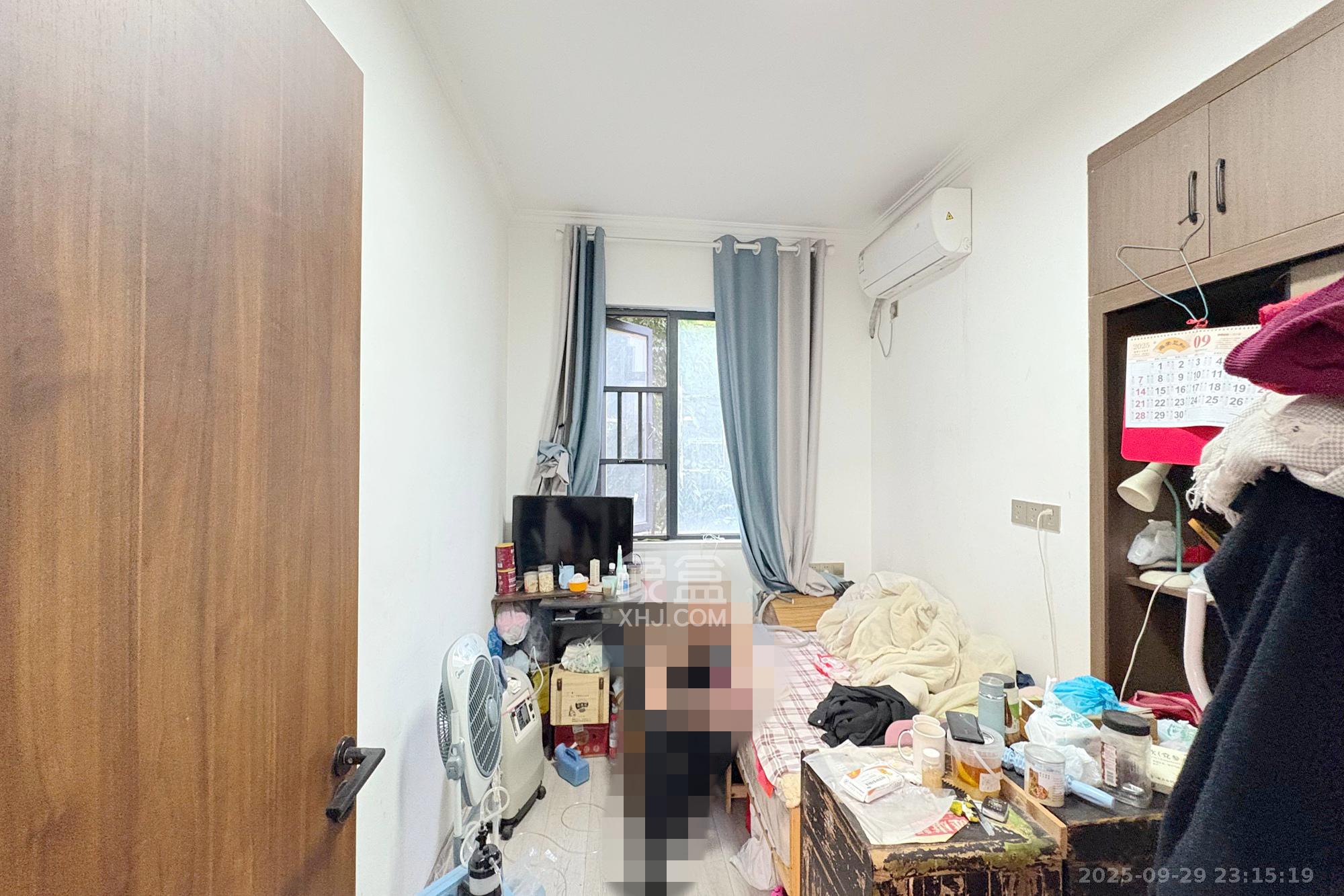 韭菜园嘉苑  2室1厅1卫    83.9万卧室