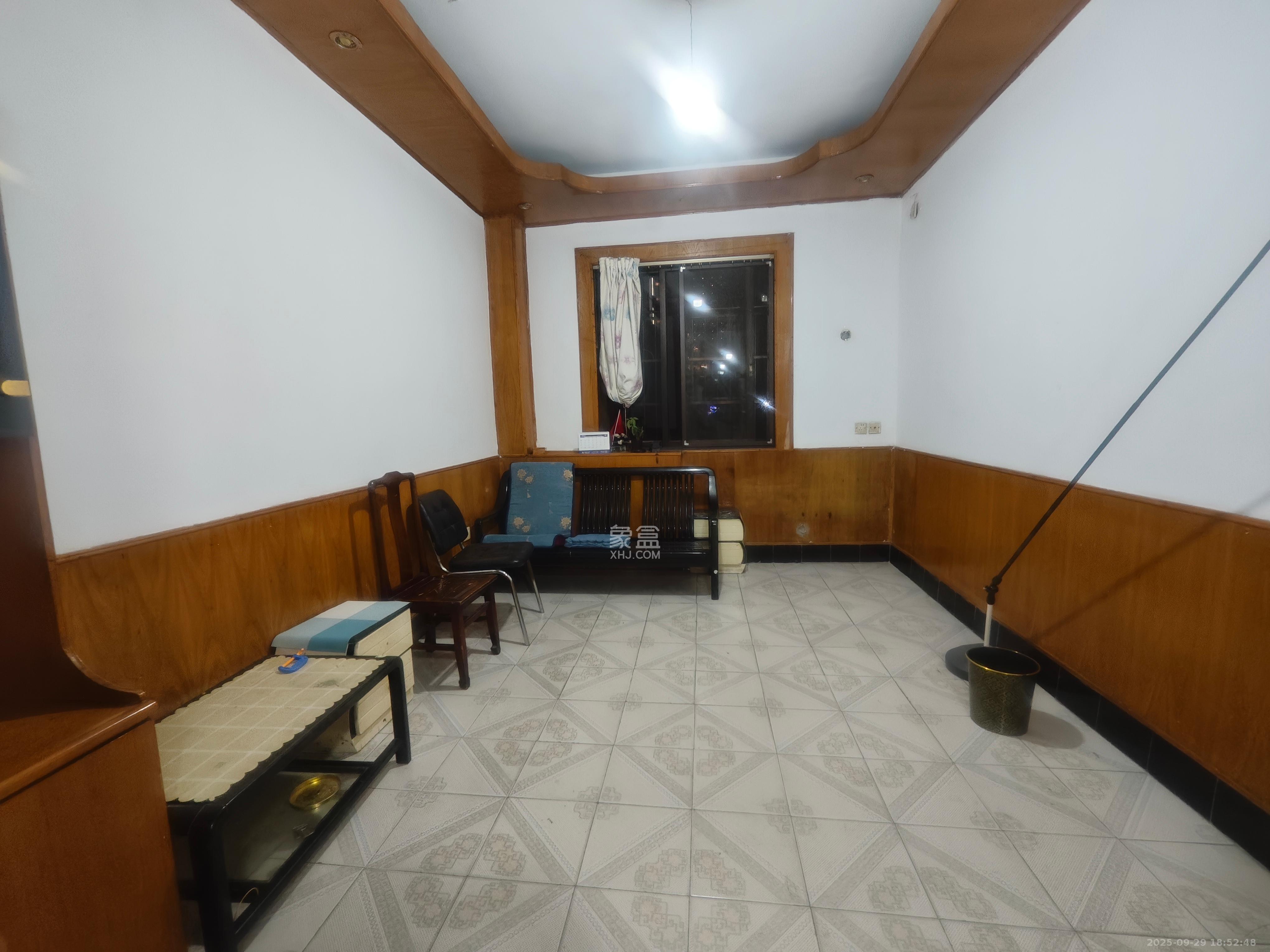 省商务厅宿舍 2室2厅1卫 1600.0元/月 省商务厅宿舍 2室2厅1卫 1600.0元/月室内图