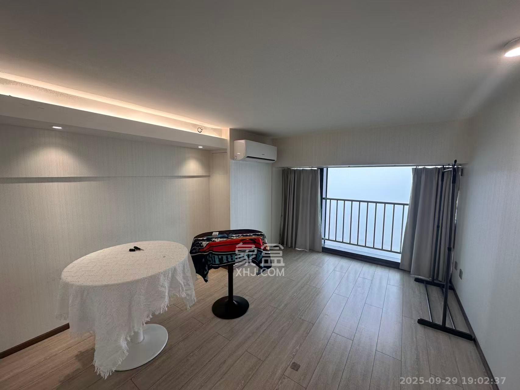 华远华时代 1室0厅0卫 4000.0元/月 华远华时代 1室0厅0卫 4000.0元/月室内图