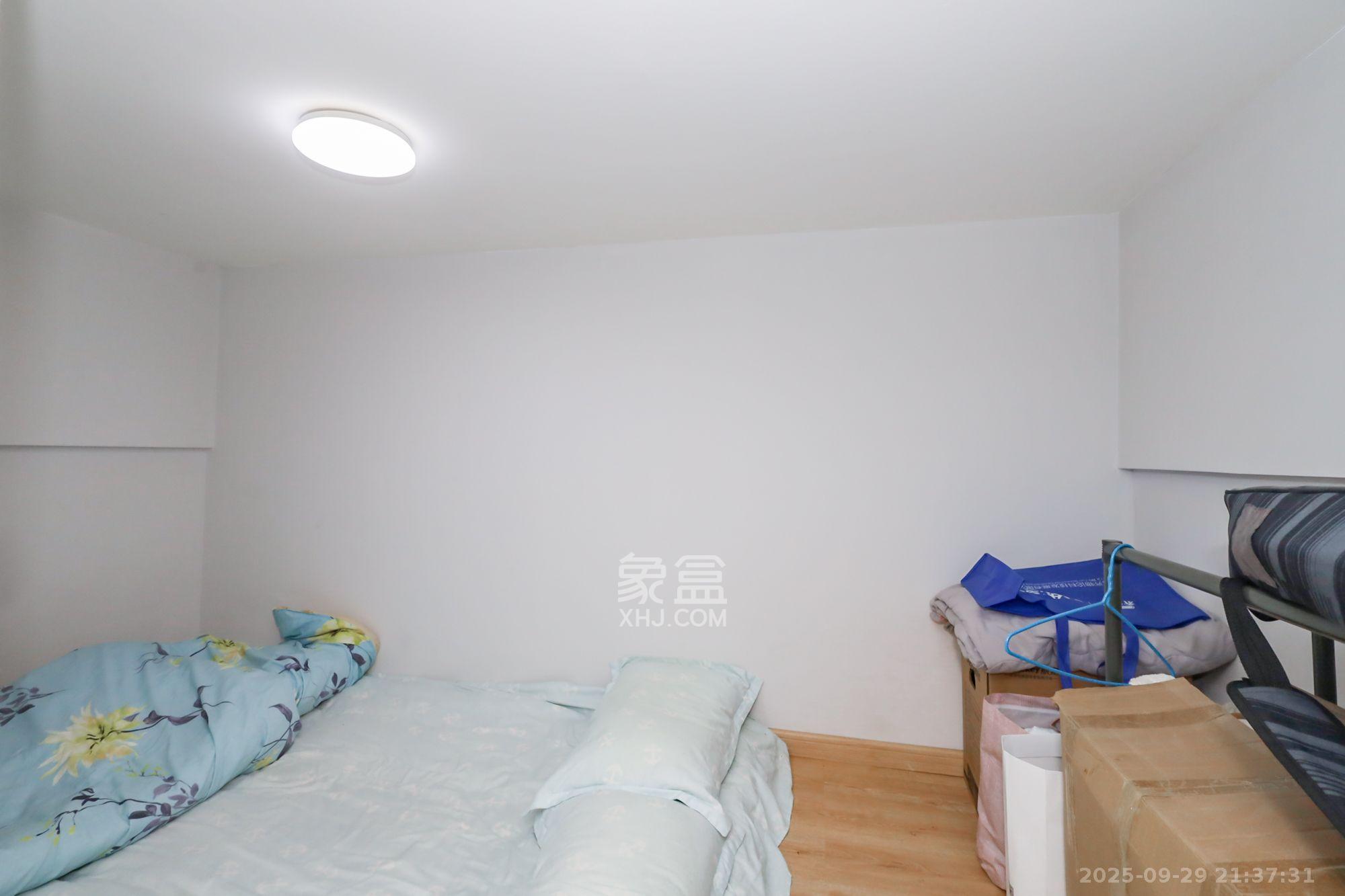 保利天禧EF区  2室1厅1卫    2600.0元/月 保利天禧EF区  2室1厅1卫    2600.0元/月室内图